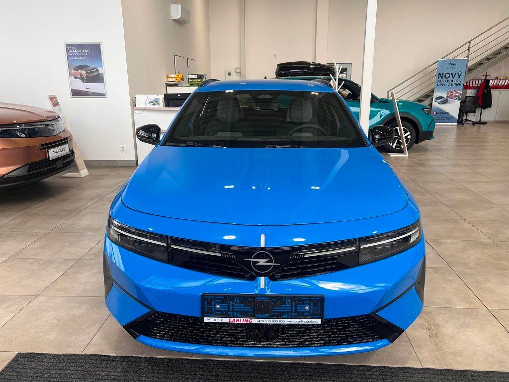 Opel Astra, Edition ST Hybrid 145 k eDCT6 - fotka 2