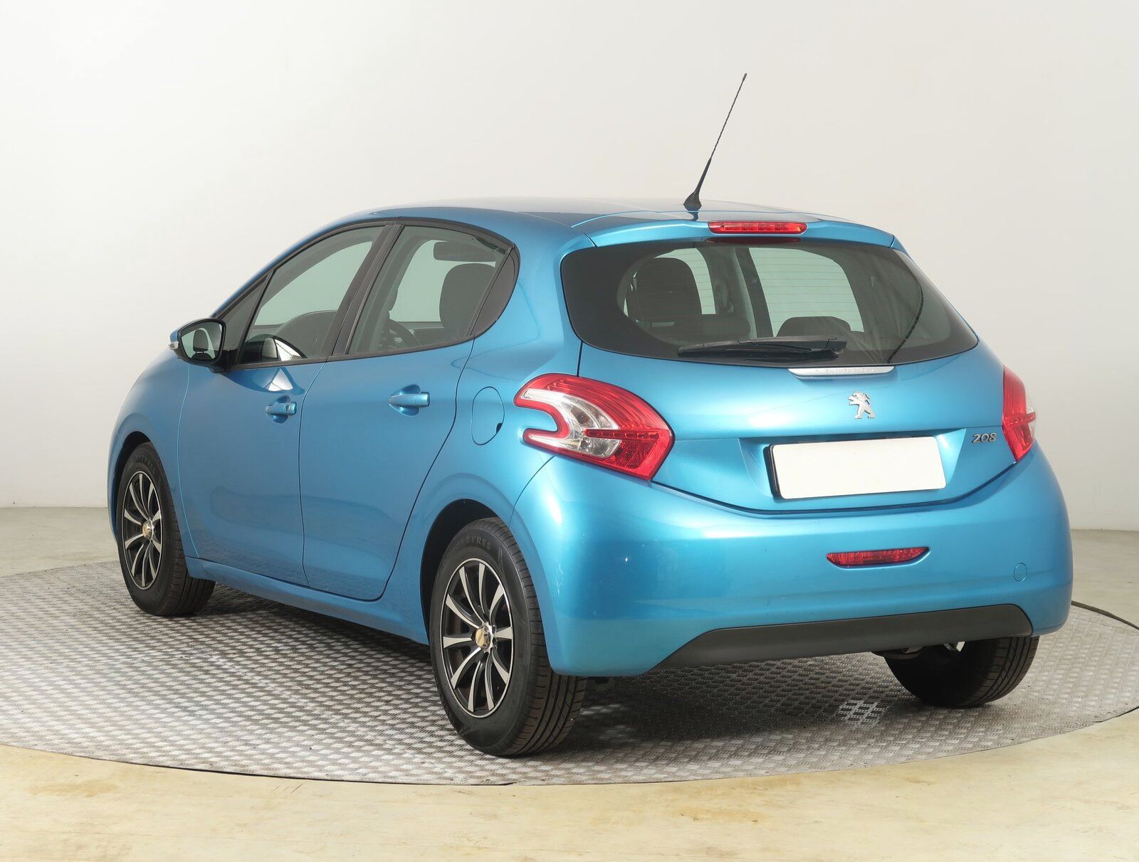 Peugeot 208, 1.4 HDI, po STK, CZ doklady - fotka 4