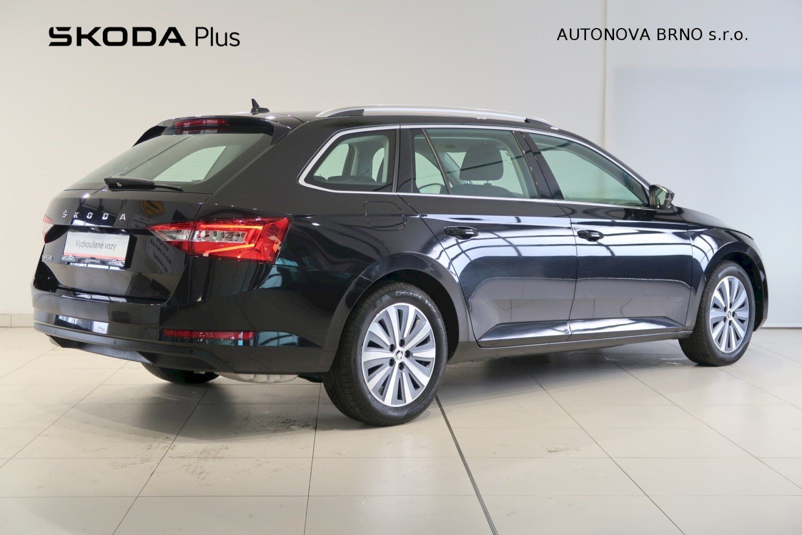 Škoda Superb, 2.0 TSi 140kW Style - fotka 2
