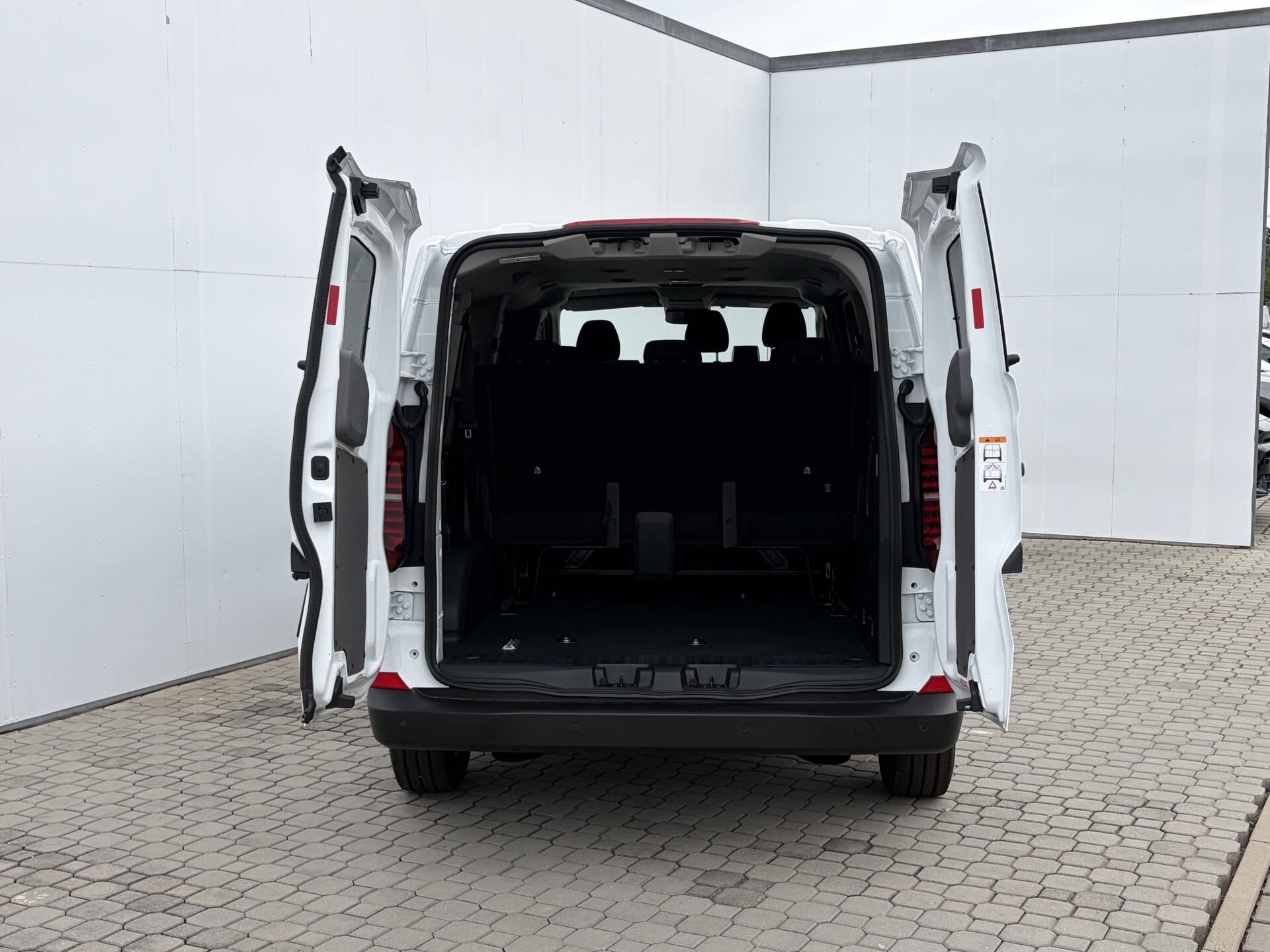 Volkswagen Transporter, DR SPV 2,0TDI - fotka 4