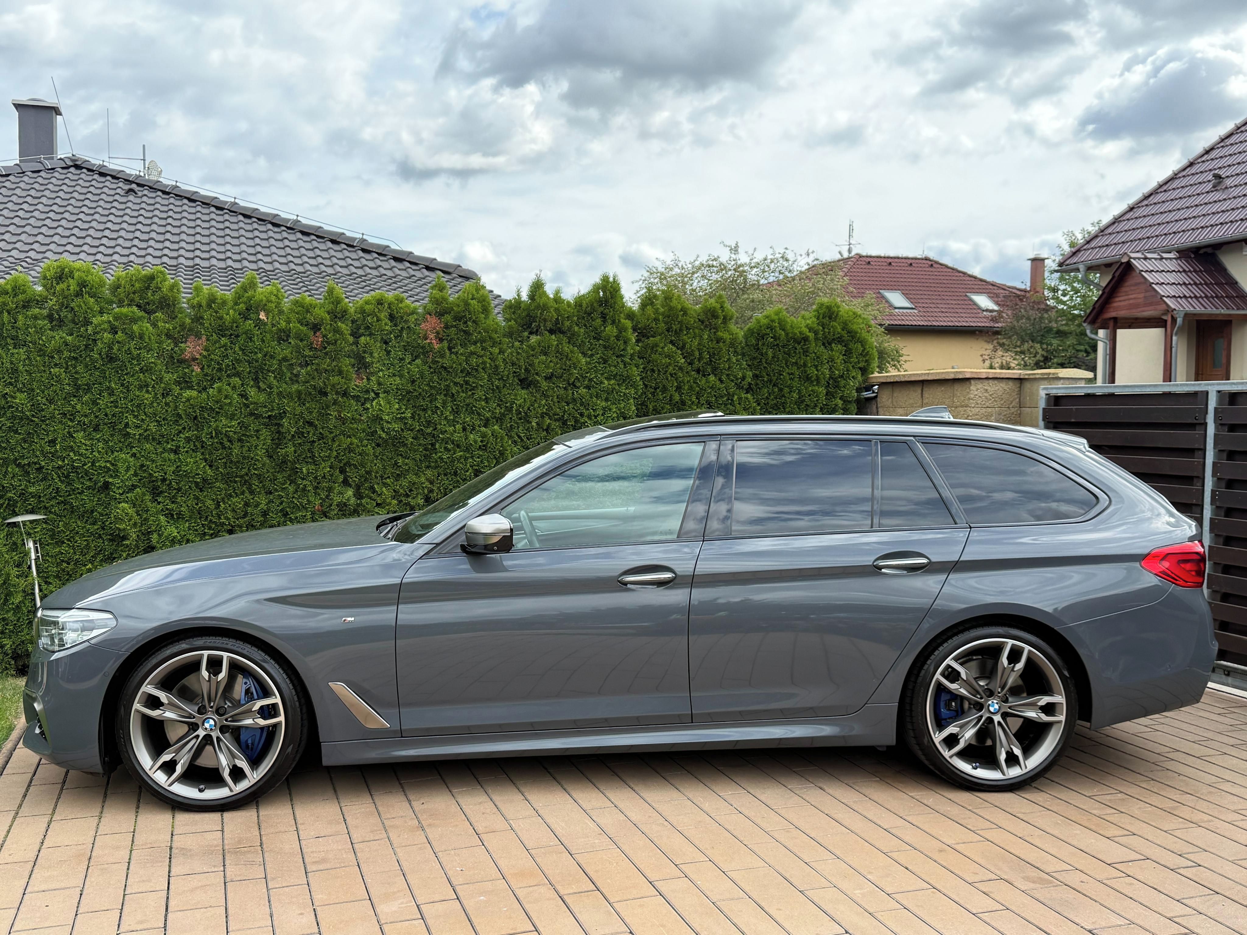 BMW Řada 5, M550d xDrive 294kW INDIVIDUAL* - fotka 3
