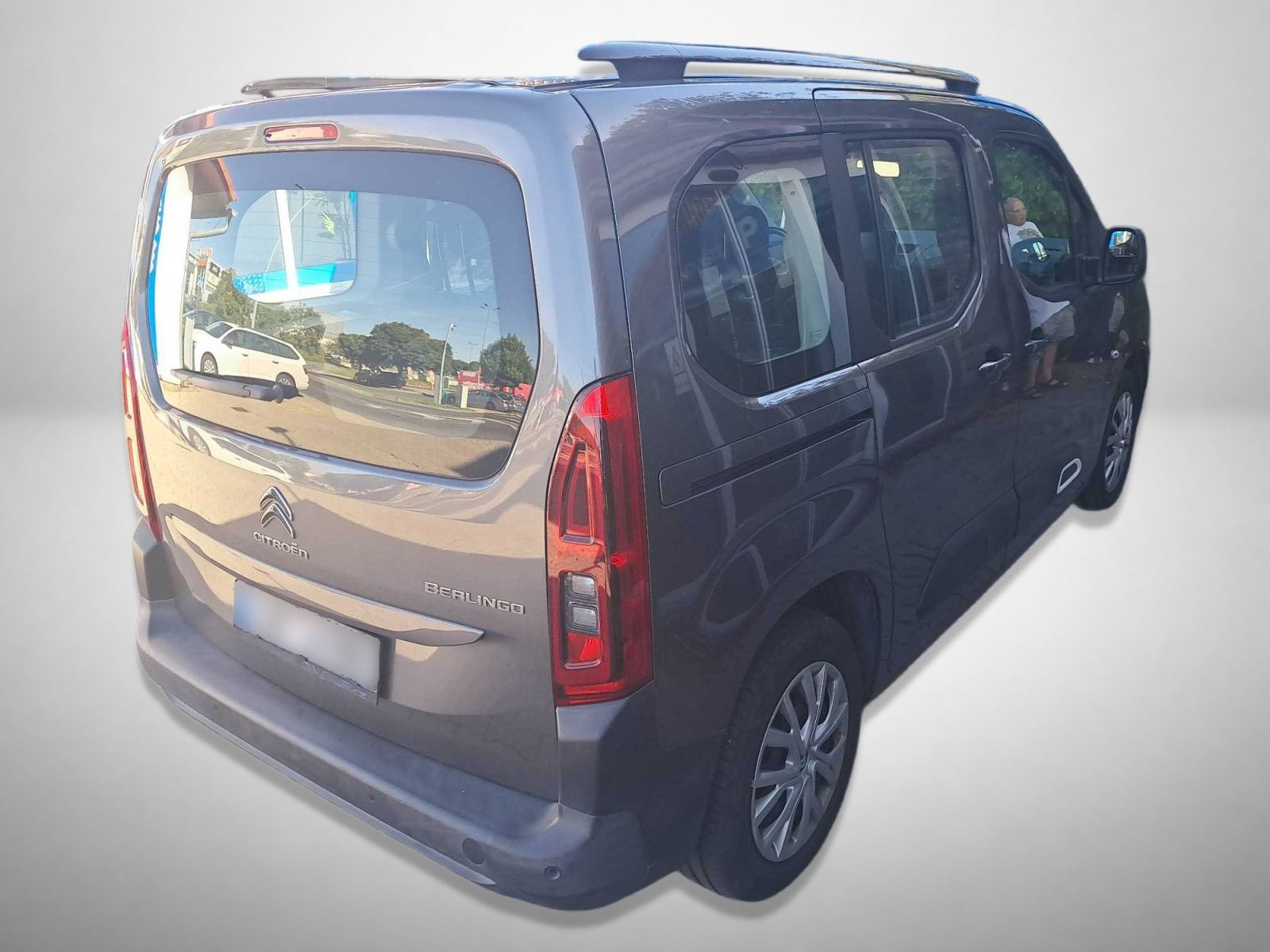 Citroën Berlingo, 1.2 PureTech, 5Míst, Klima, ČR - fotka 2
