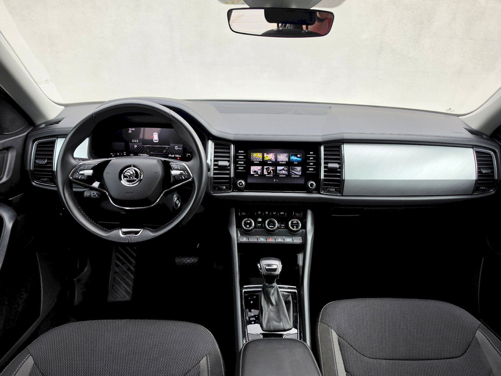 Škoda Kodiaq, 2,0TDI 110KW DSG AMBITION - fotka 5