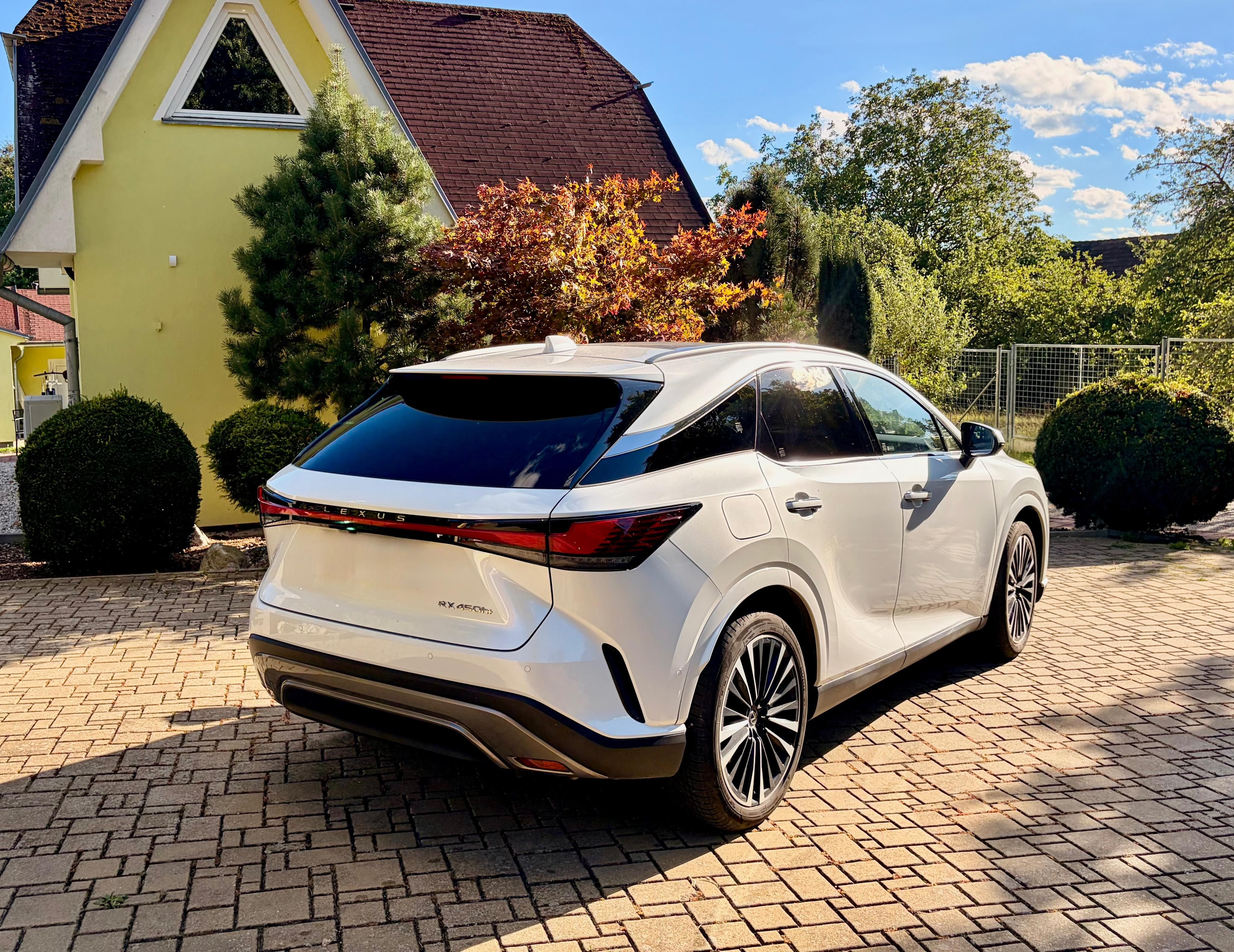 Lexus RX 450h+, Plug-in, Luxury Panoramic - fotka 3