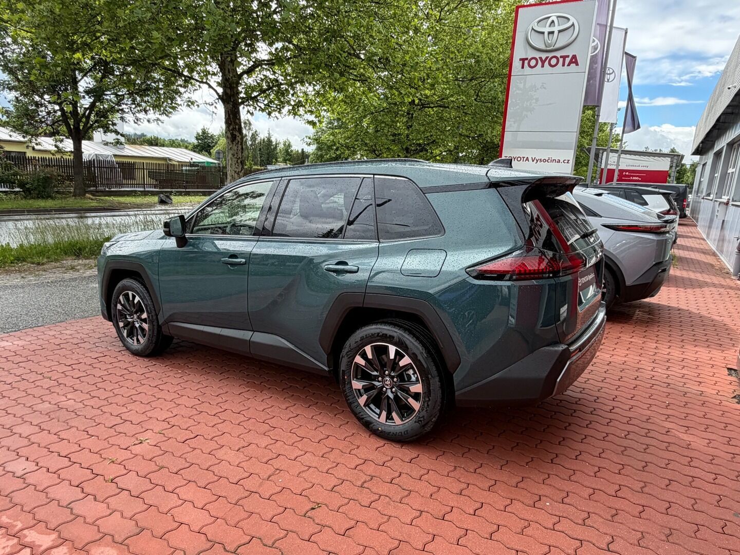 Toyota Rav4, 2,5 Hybrid 4x4 Comfort - fotka 5