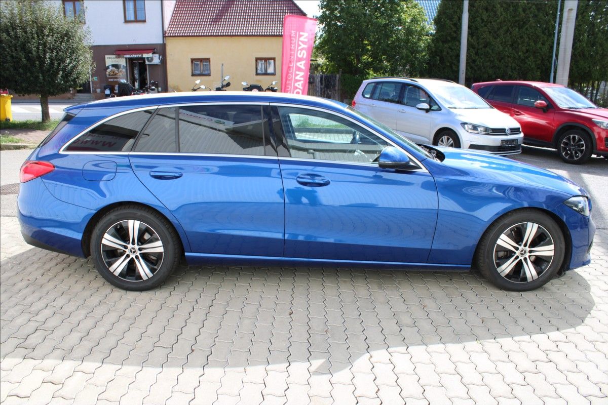 Mercedes-Benz Třídy C, 2,0 200d 9G Avantgarde - fotka 3