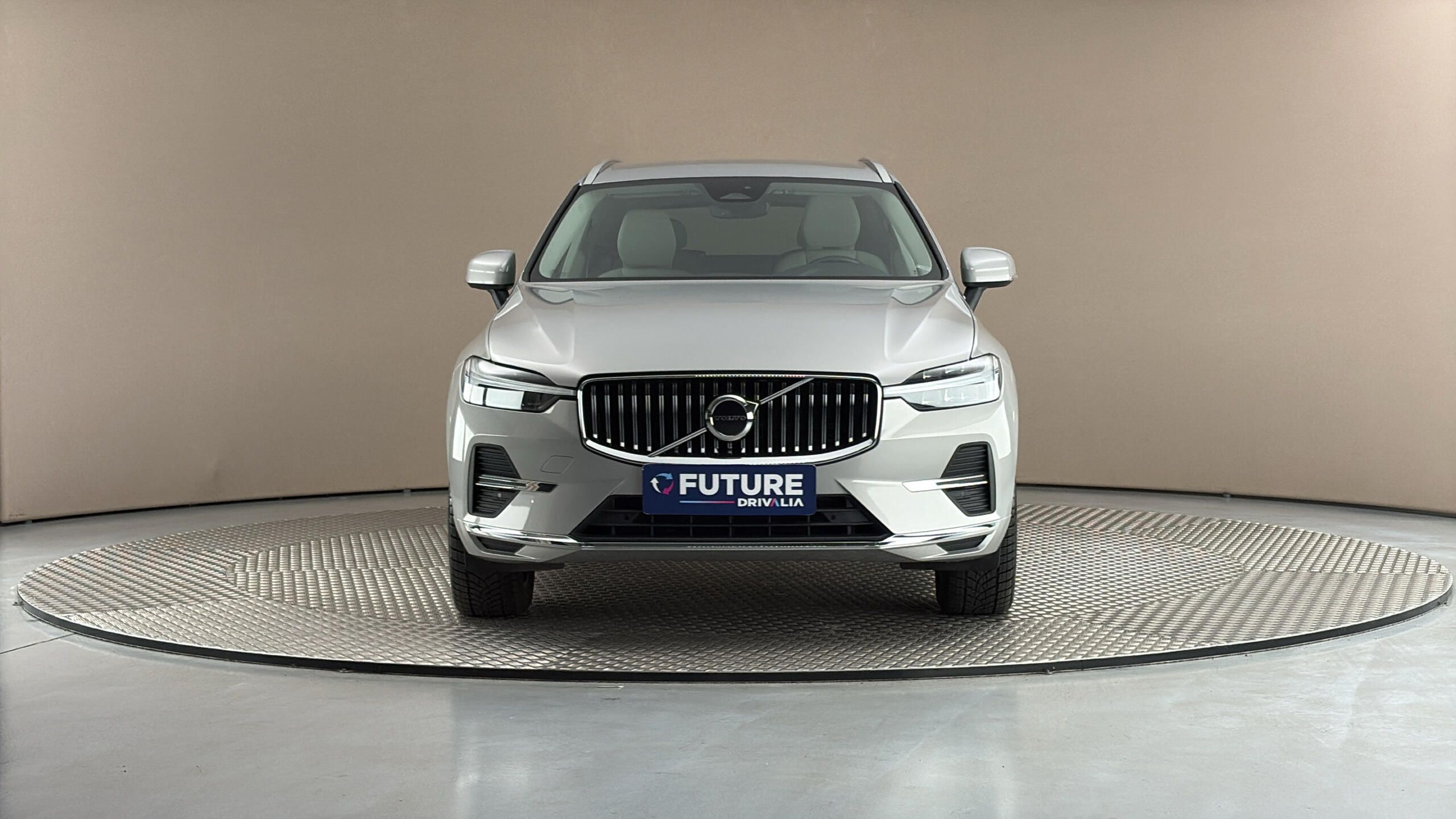 Volvo XC60, 2.0 B4 AUT AWD Inscription - fotka 3