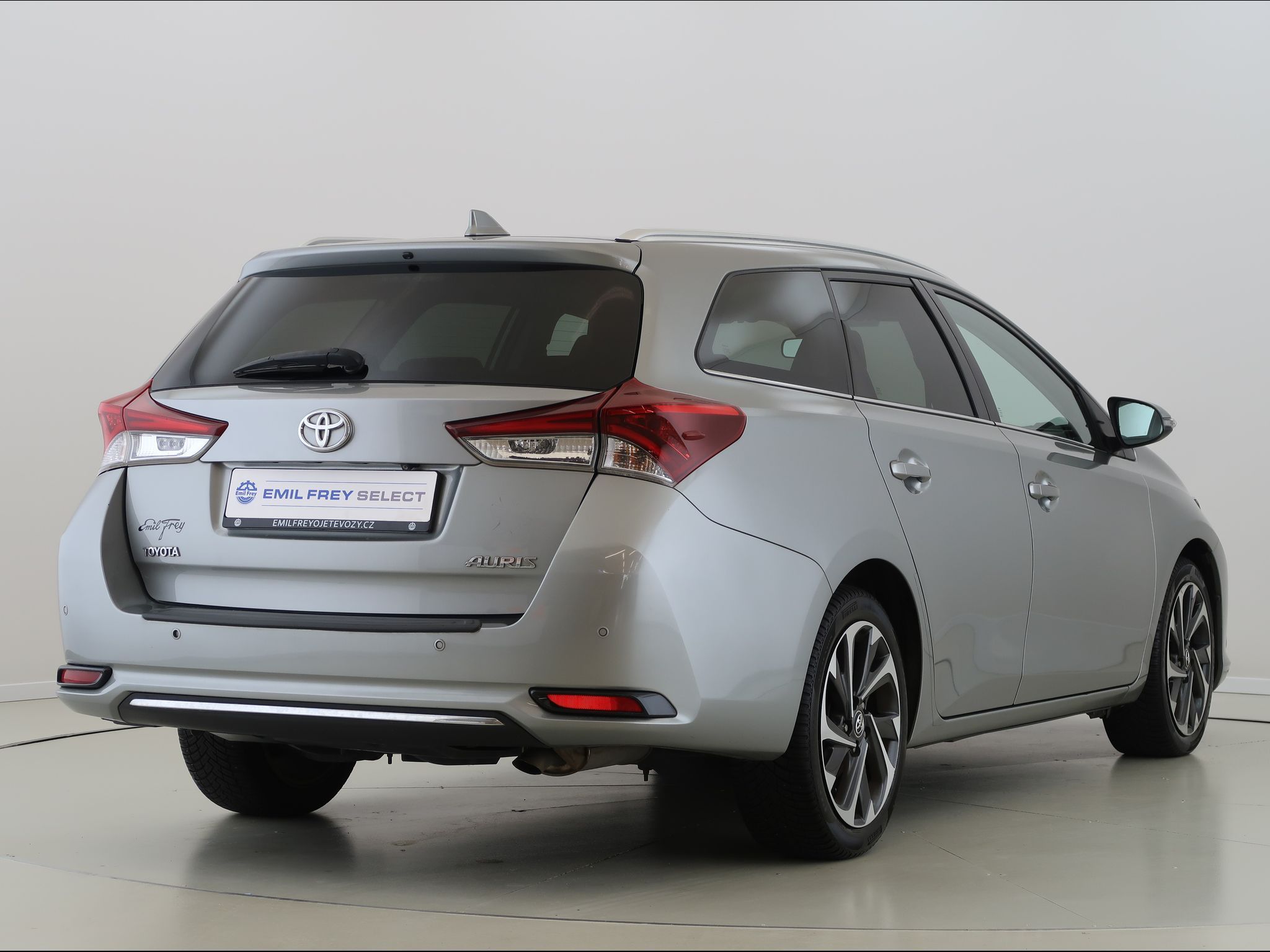 Toyota Auris, 1.6D,82KW,Manuál,Touring Sport - fotka 5