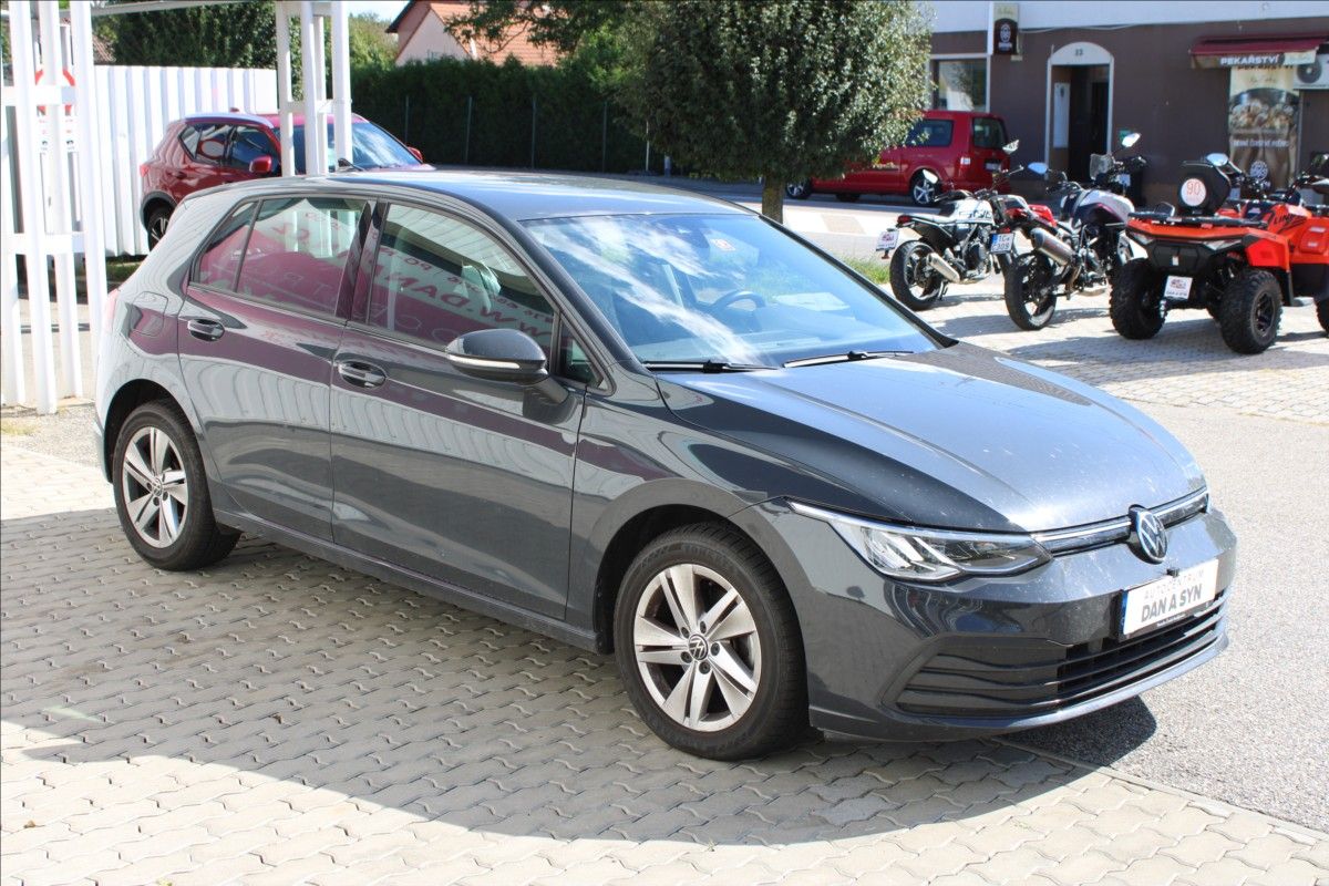 Volkswagen Golf, 1,0 TSI Life CZ původ - fotka 2
