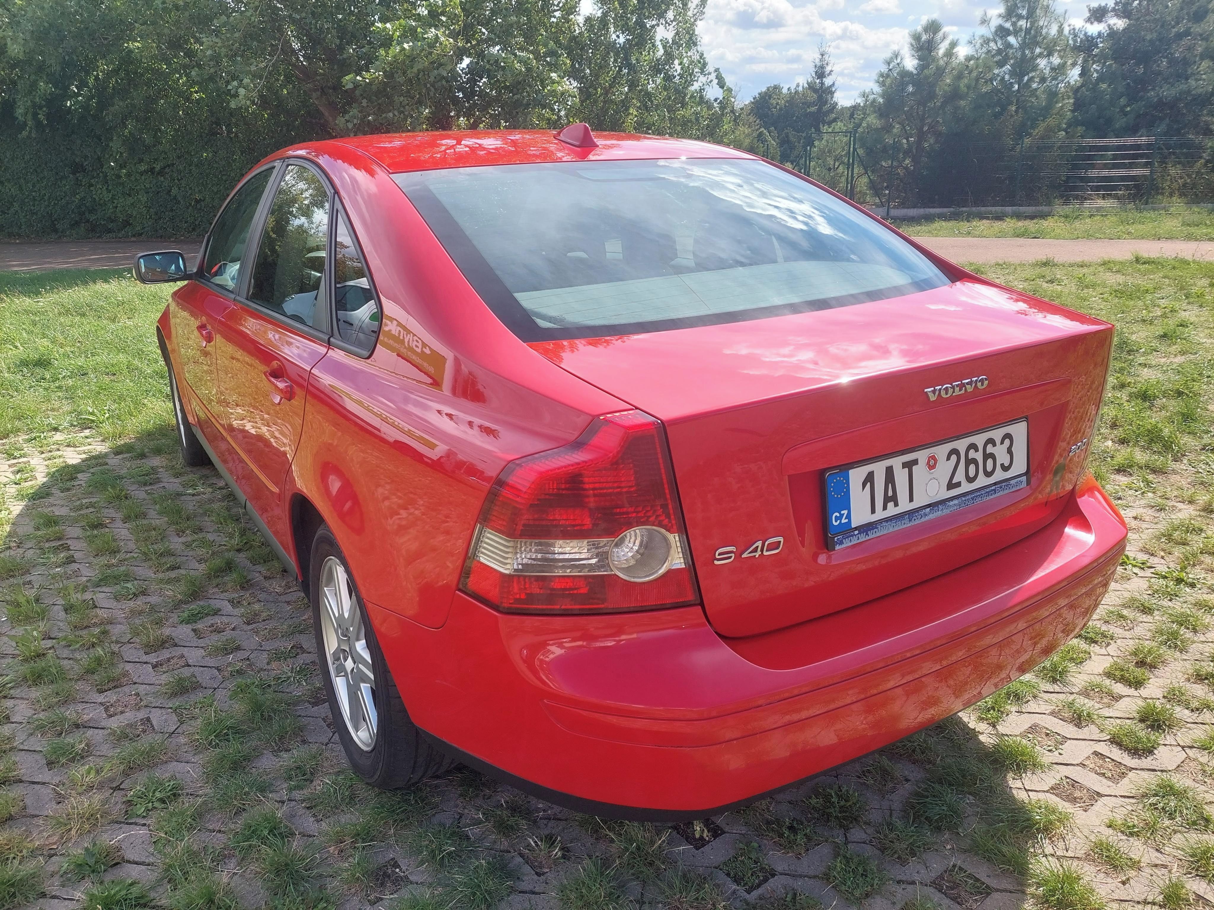 Volvo S40, 2.0D 100 kW, udržované - fotka 3