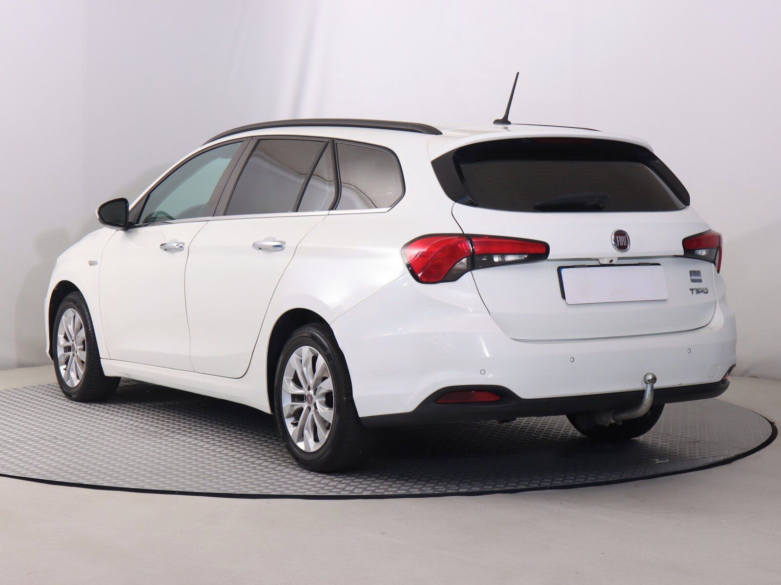 Fiat Tipo, 1.6 MultiJet, Serv.kniha - fotka 4