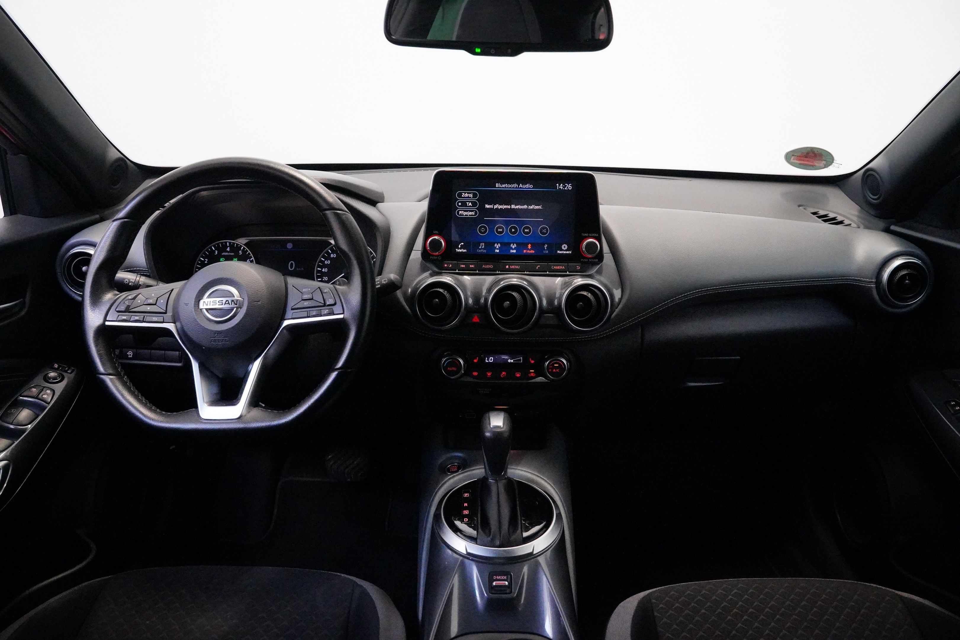 Nissan Juke, 1.0 DIG-T 84 kW N-Connecta - fotka 6