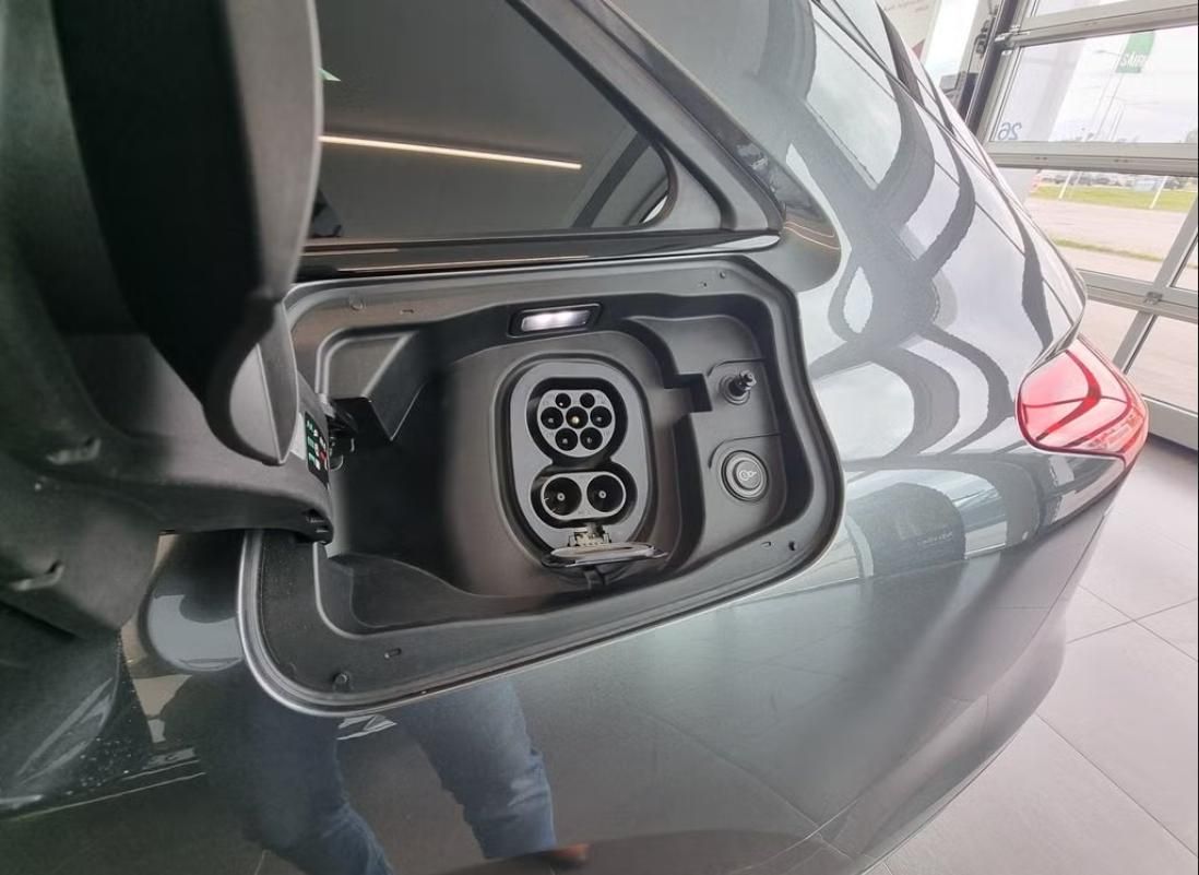 Audi A6 Avant, e-tron Q 360kam Tažné HuD BLIS - fotka 4