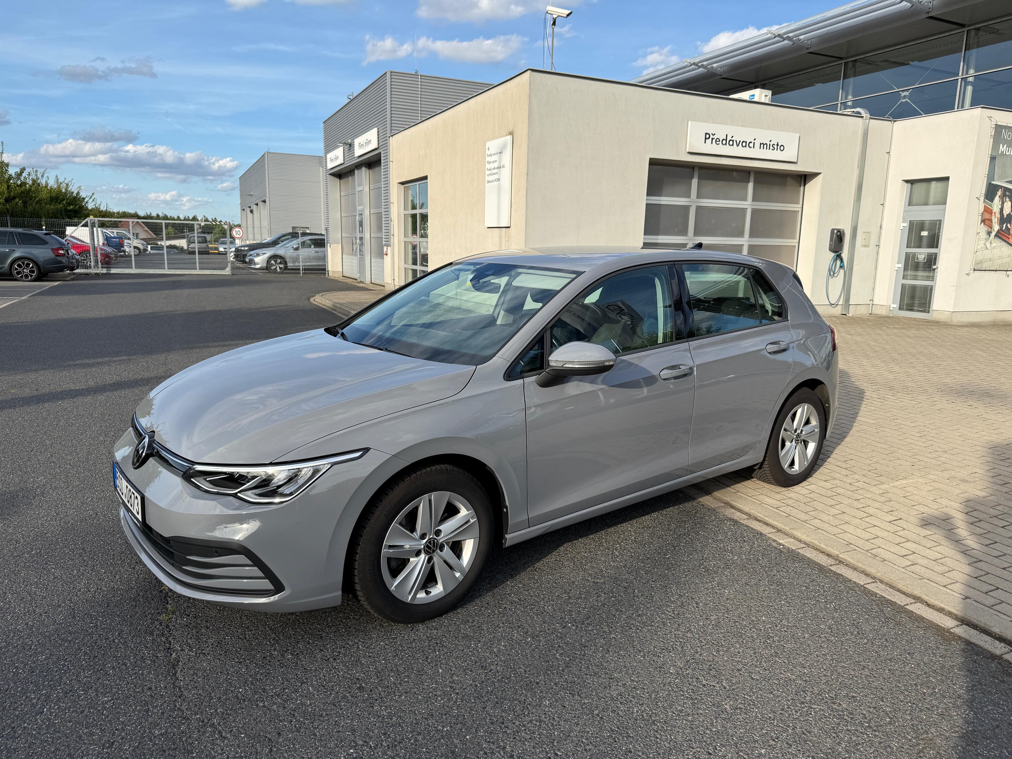 Volkswagen Golf, 1,5 TSi, původ ČR, servisní kn - fotka 6
