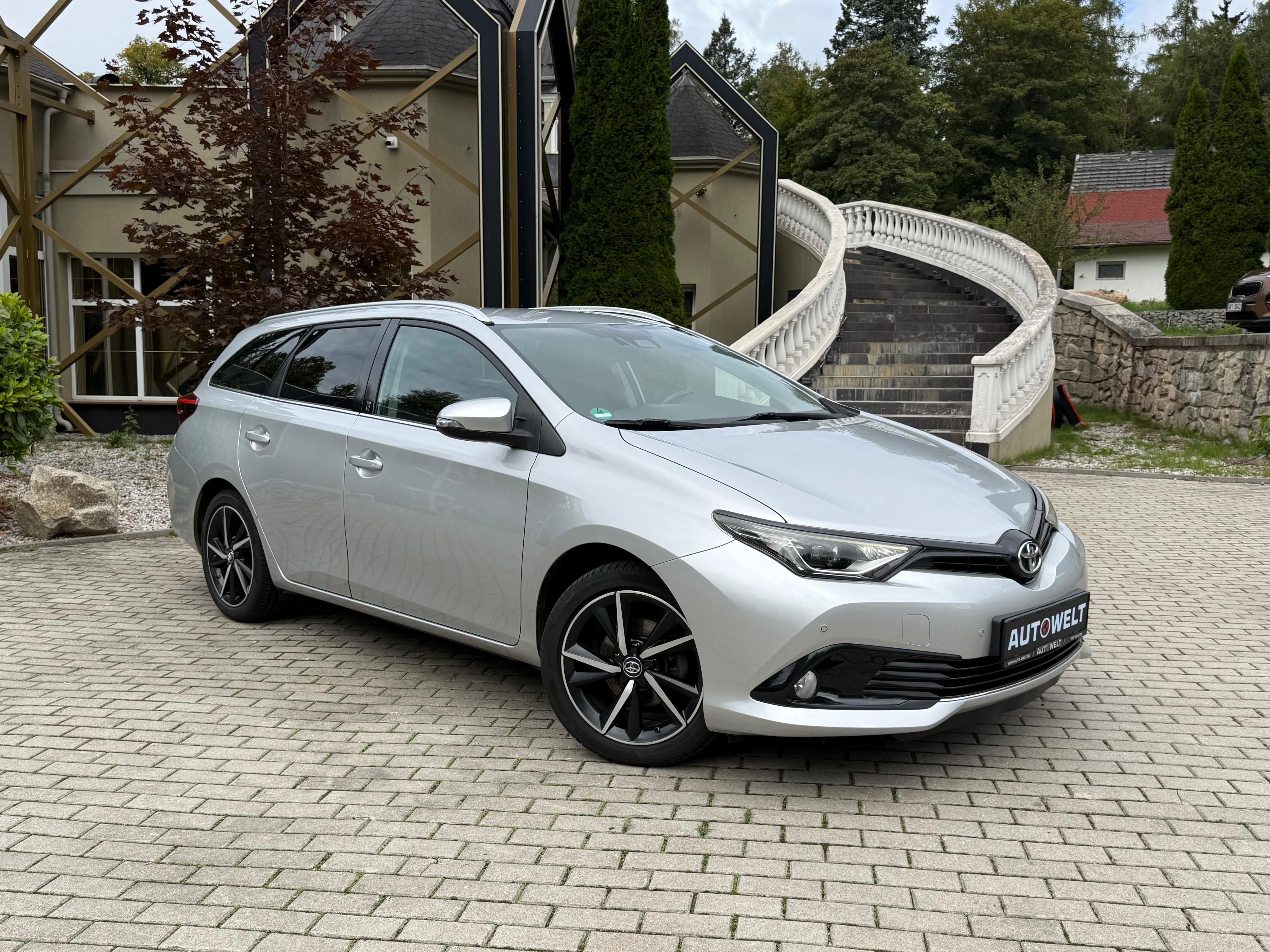 Toyota Auris, 1.2T 85kW TOURING/AUTOMAT/FULL