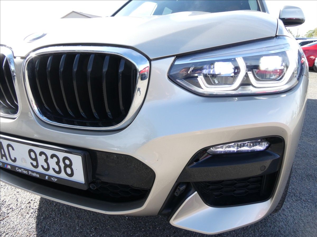 BMW X3, 3,0 xDrive30d M-SPORT,2x kola - fotka 5
