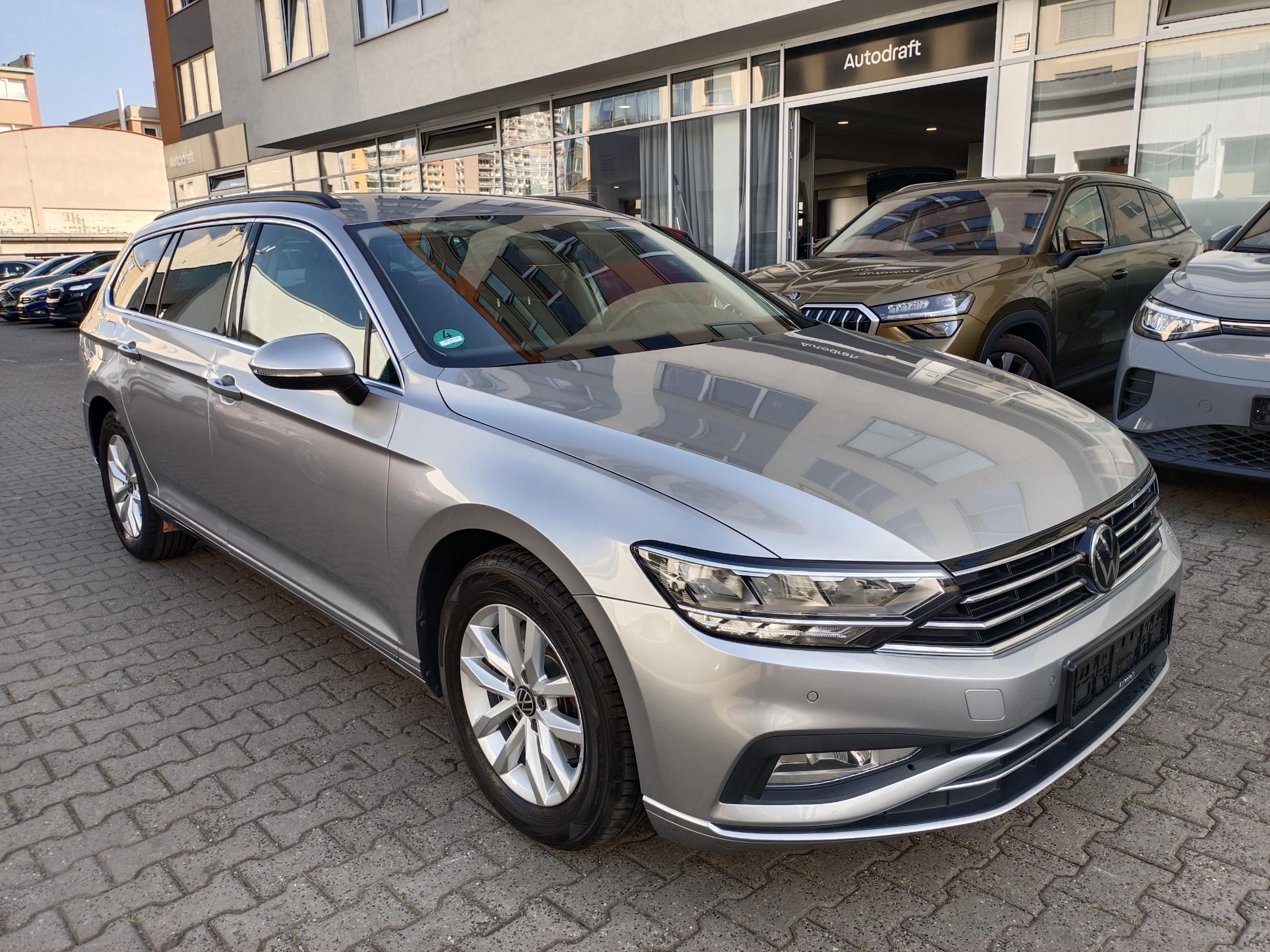 Volkswagen Passat Variant, 2.0 TDI 110kW DSG / Tažné