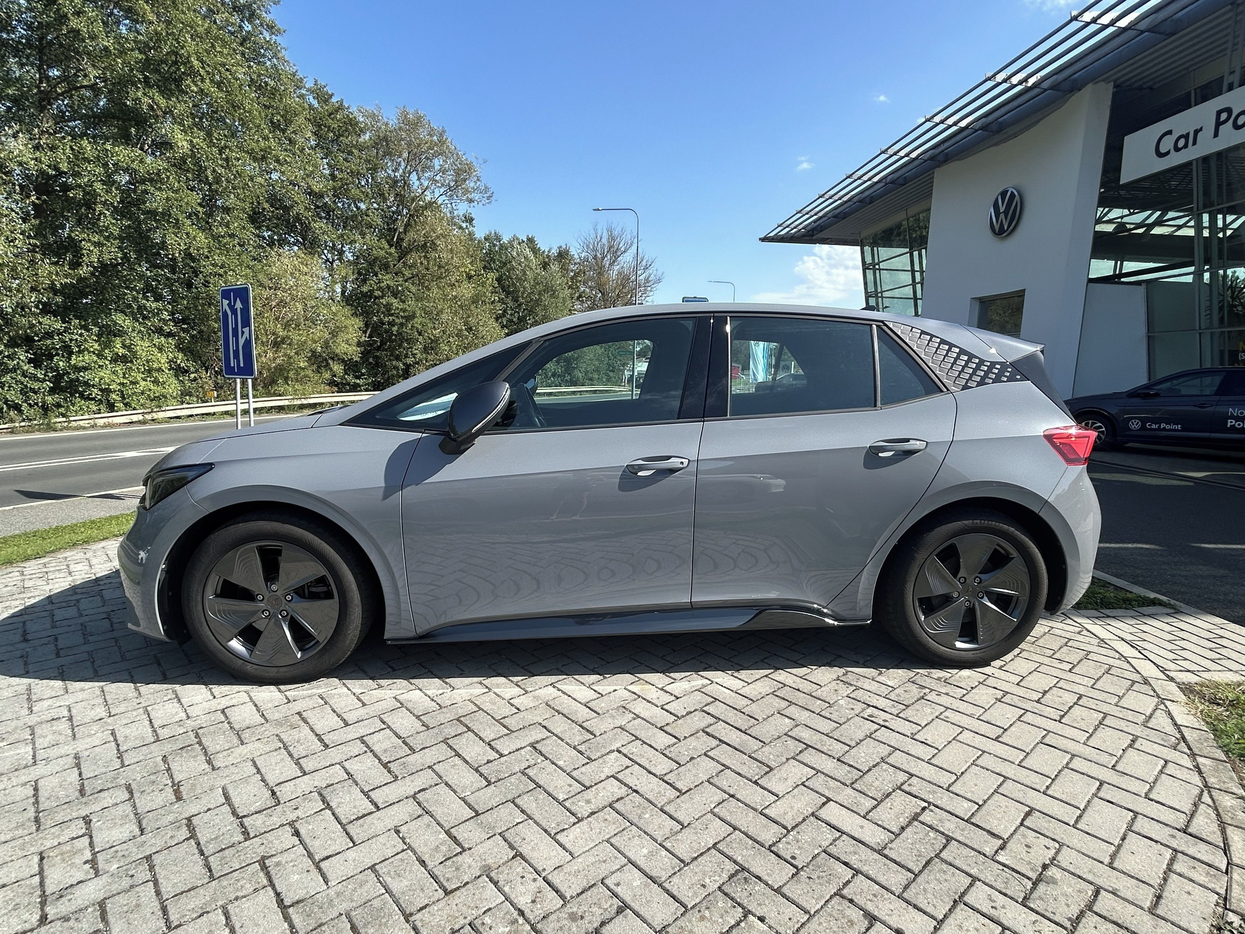 Cupra Born, 150 kW; 58kWh - fotka 6