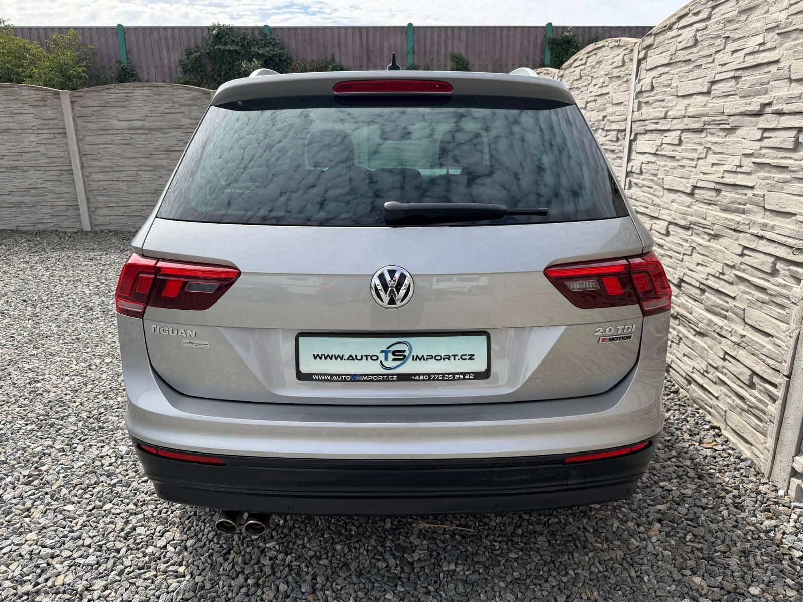 Volkswagen Tiguan, 2.0TDi 150PS 4x4 DSG ACC NAVI! - fotka 4