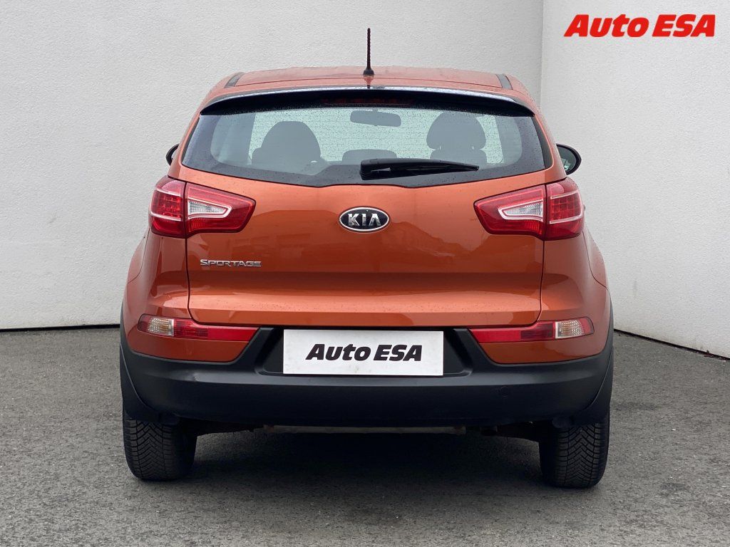 Kia Sportage, 1.6 GDI,AC,el. výbava - fotka 5