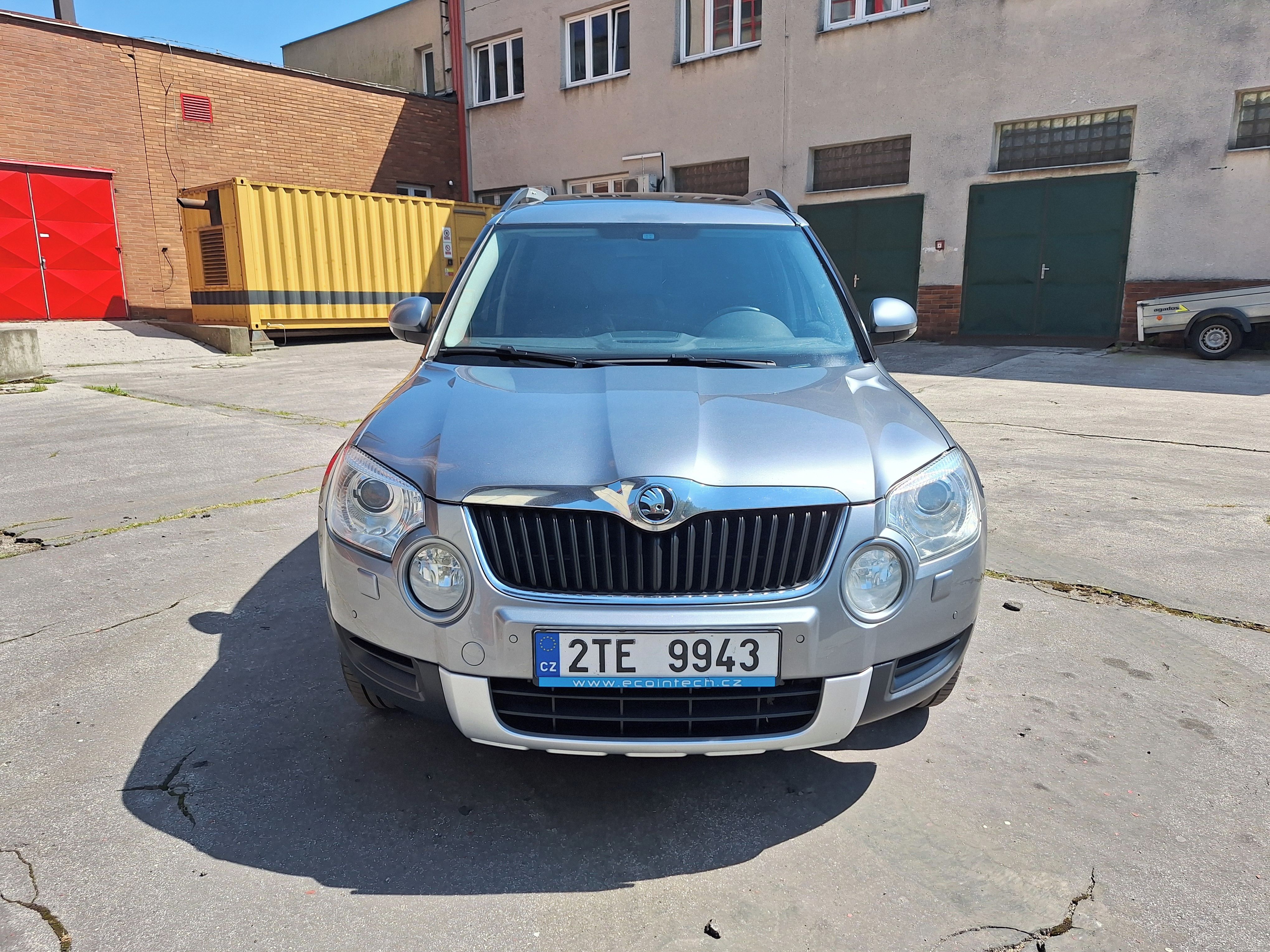 Škoda Yeti, Škoda Yeti 2.0 TDI 4x4 L&K DSG - fotka 5
