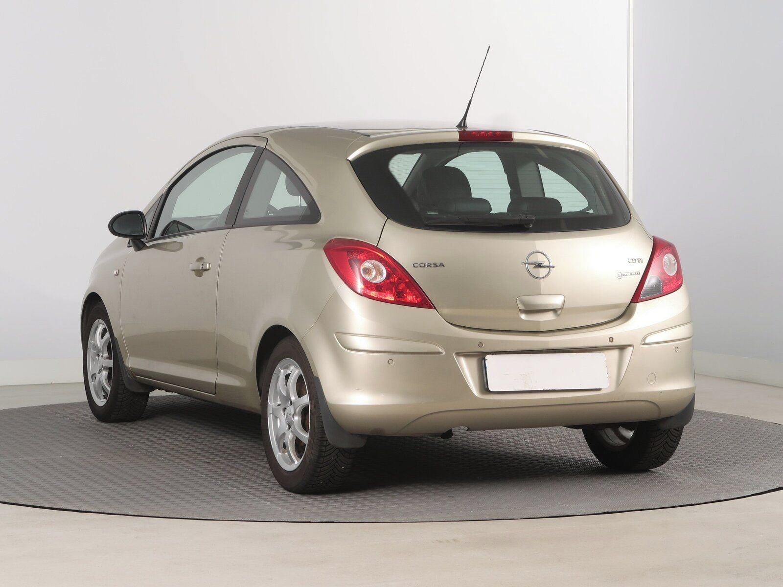 Opel Corsa, 1.3 CDTI, Automatická klima - fotka 4