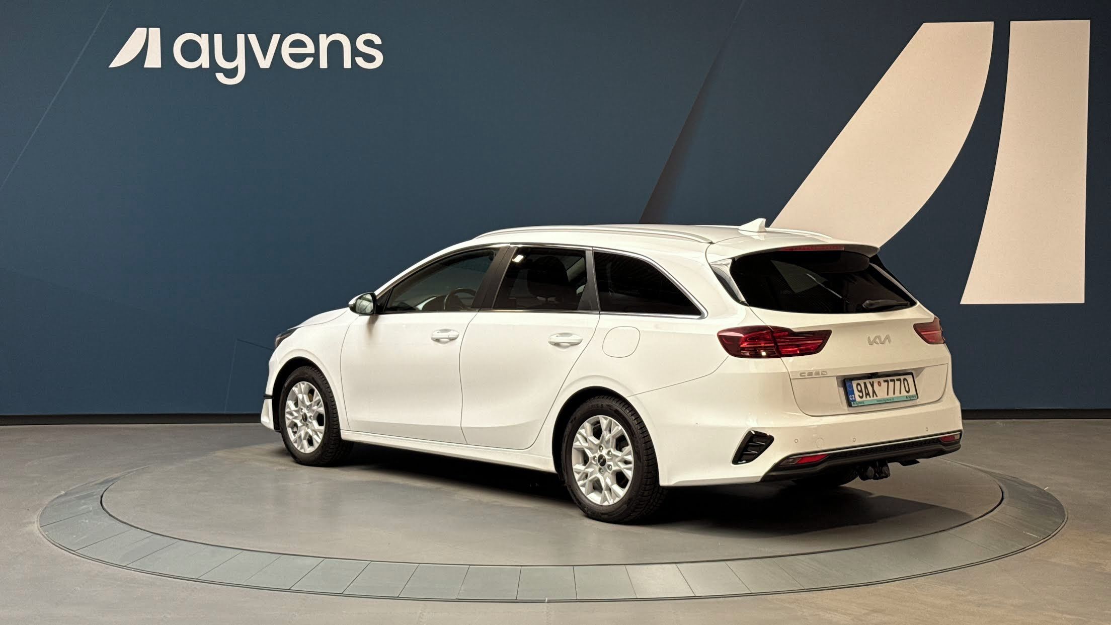 Kia Cee´d, 1.5 T-GDI 118kW Exclusive SW - fotka 3