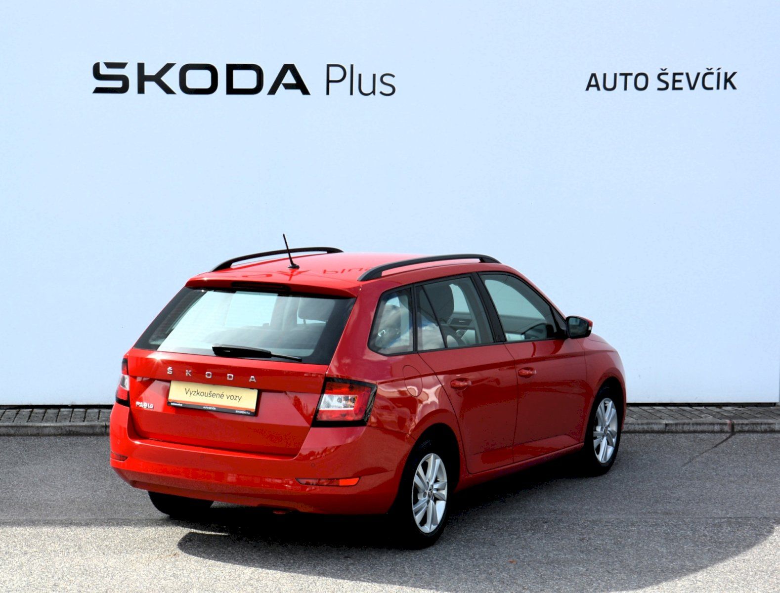 Škoda Fabia, Combi 1.0 TSI Ambition TOP - fotka 2