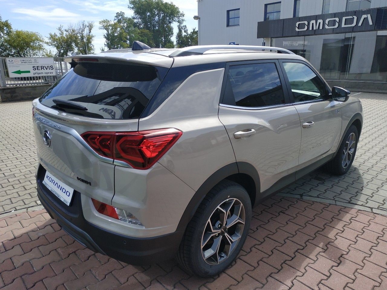KGM Korando, 1.5T,SMART,2WD,AT,SKLADEM - fotka 4