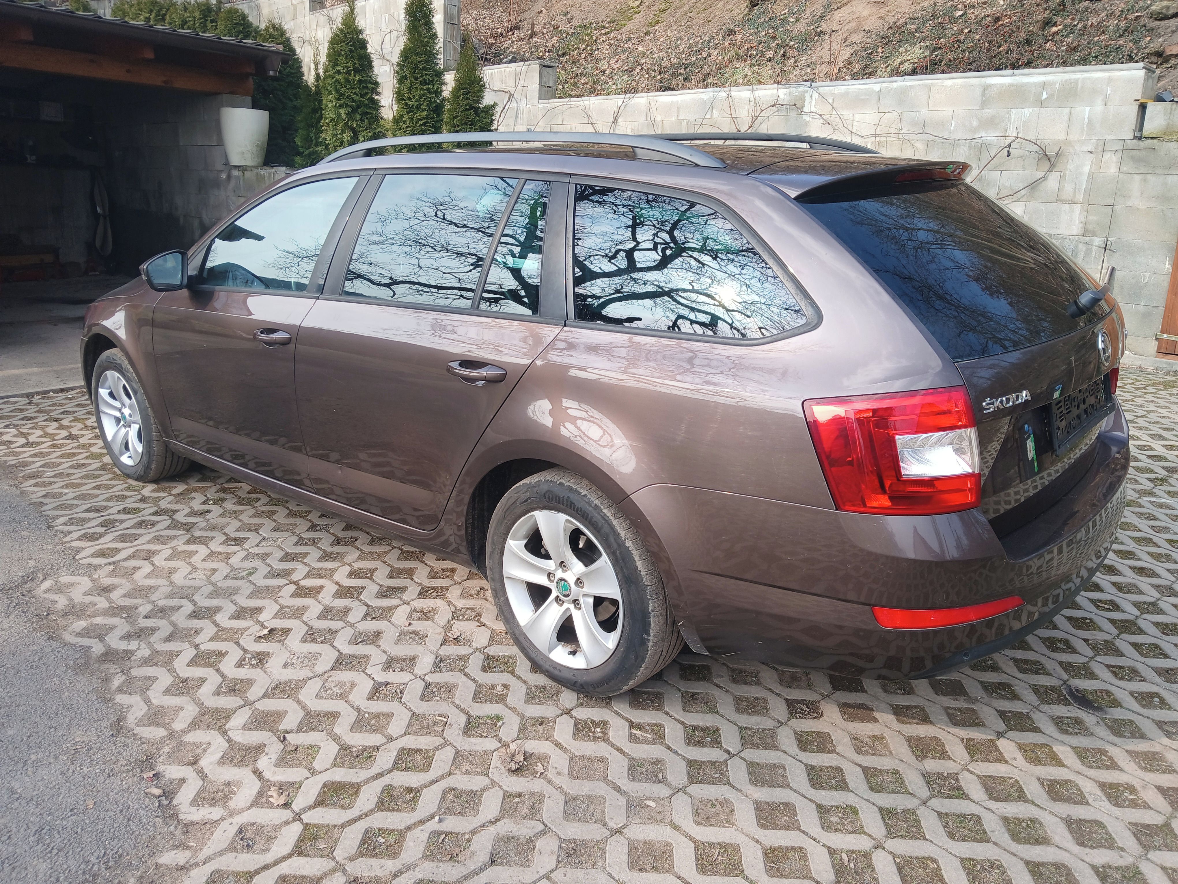 Škoda Octavia - fotka 5
