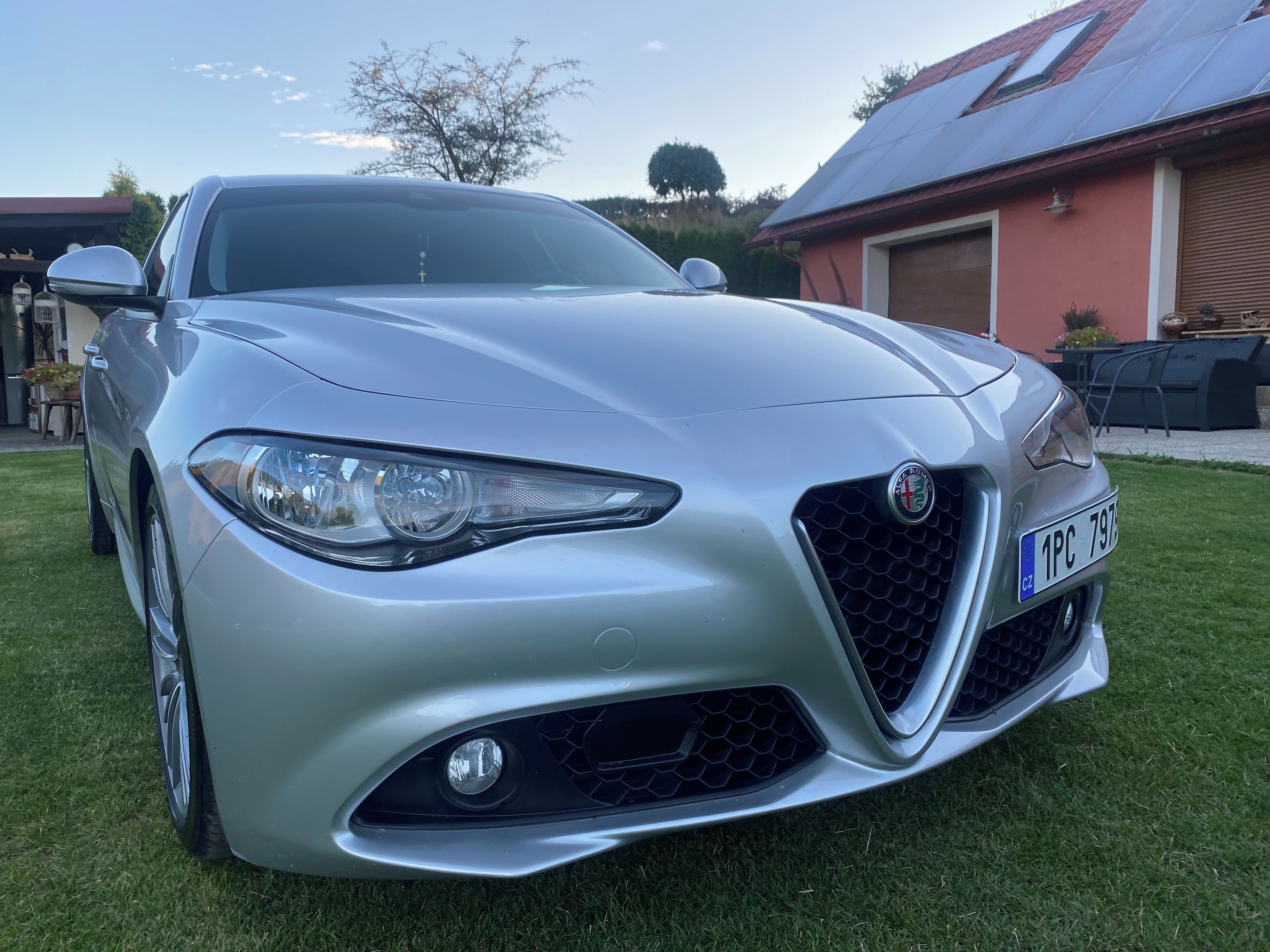 Alfa Romeo Giulia, 2.2 JTD 132kW,Adaptiv tempomat - fotka 2