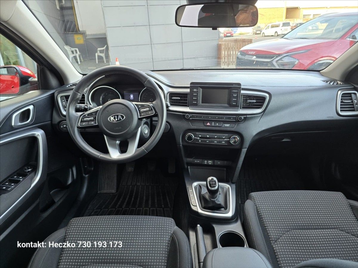 Kia Cee´d, 1,4 CVVT 5HB 73KW - fotka 6