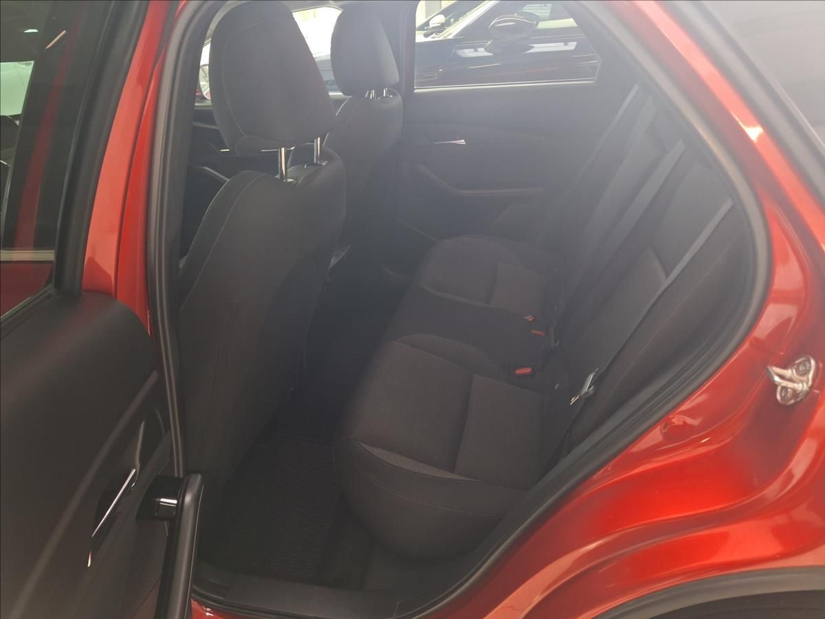 Mazda CX-30, 2.0 e-Skyactiv-X186 GT Plus - fotka 4