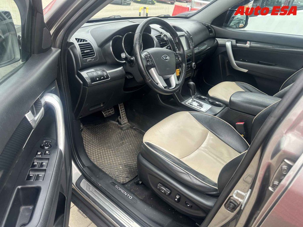 Kia Sorento, 2.2 CRDI 4x4 - fotka 3