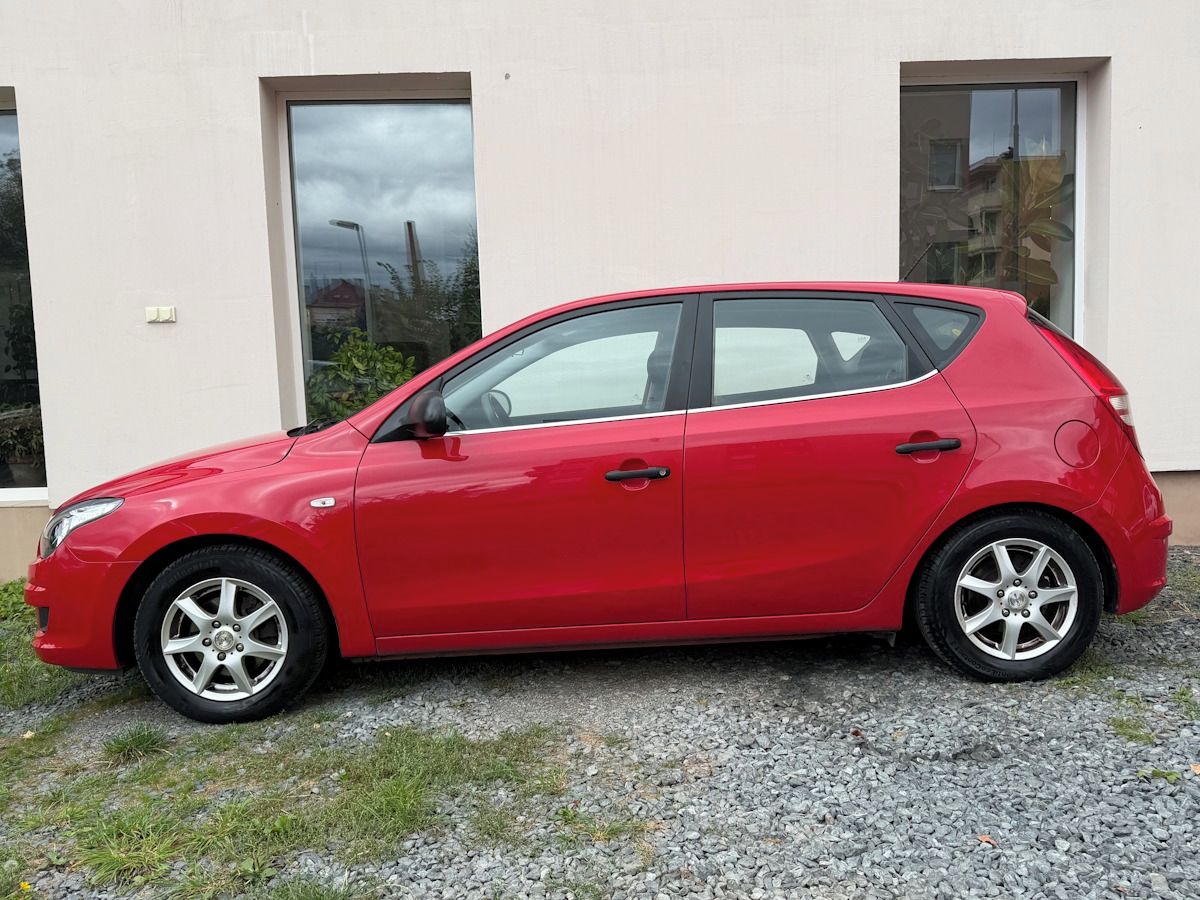 Hyundai i30, 1.4 16v 80kW, LPG, pěkná - fotka 5