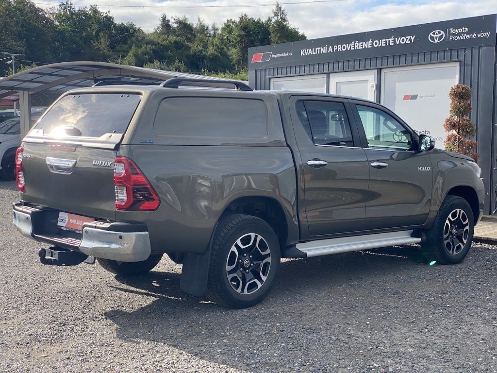 Toyota Hilux, 2.8D, ČR, Executive, 4x4, DPH - fotka 6