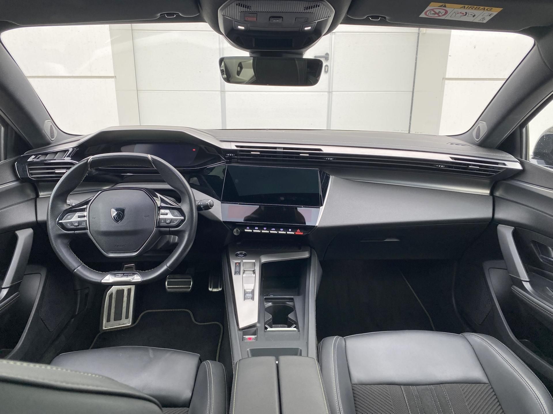 Peugeot 308, e-GT 115kW 54kWh - fotka 2