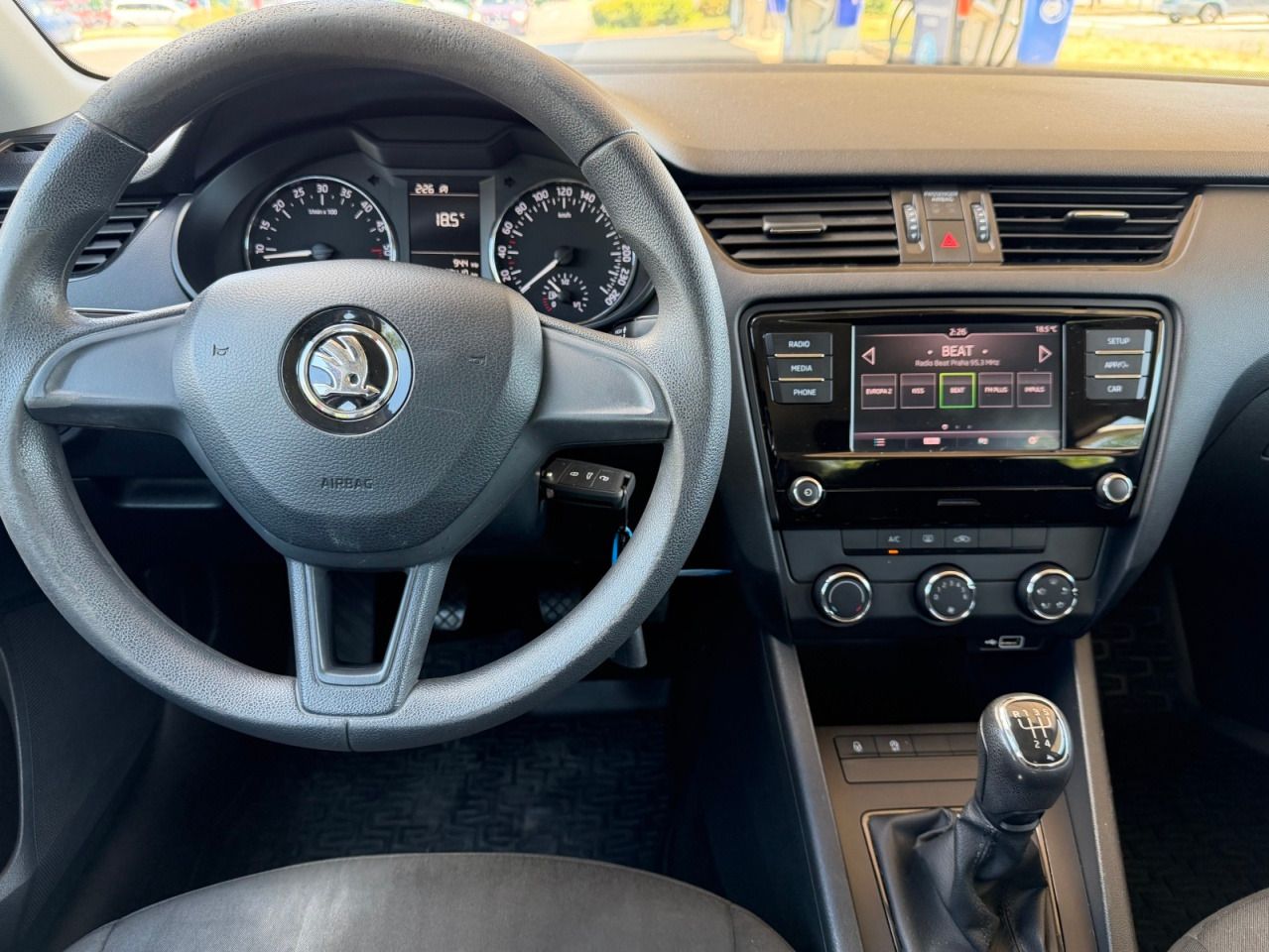 Škoda Octavia, 1.6TDi Liftback Facelift,ČR - fotka 6