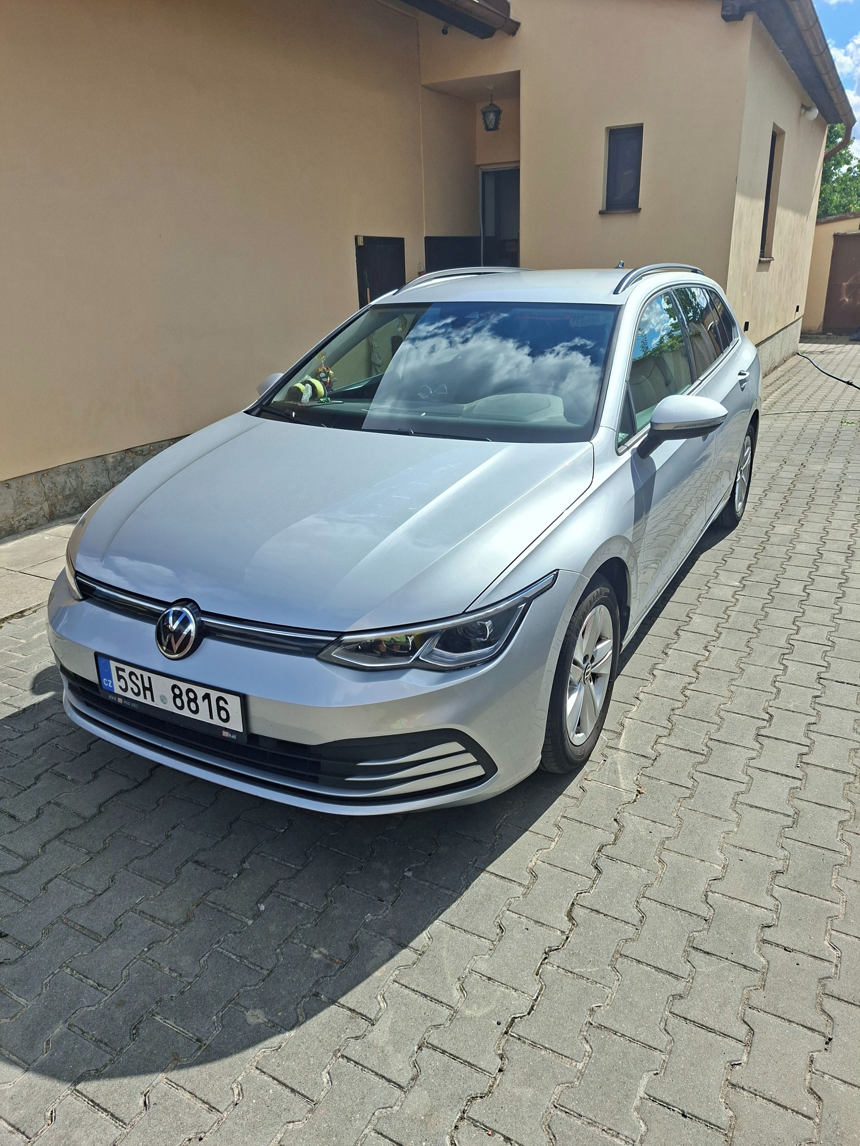 Volkswagen Golf, Golf Variant Life 1,5 TSI 6G - fotka 2