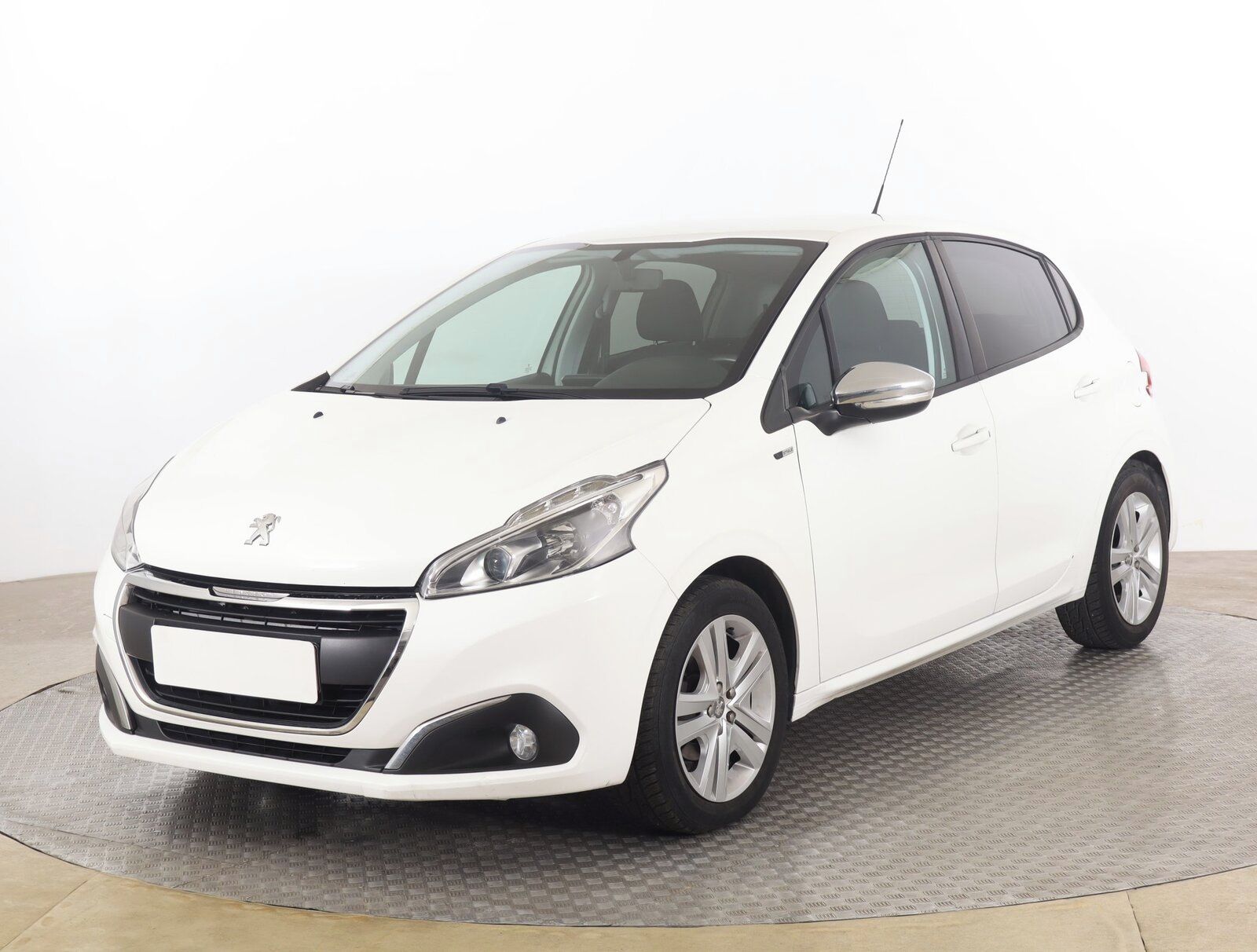 Peugeot 208, 1.2 PureTech, Serv.kniha - fotka 2