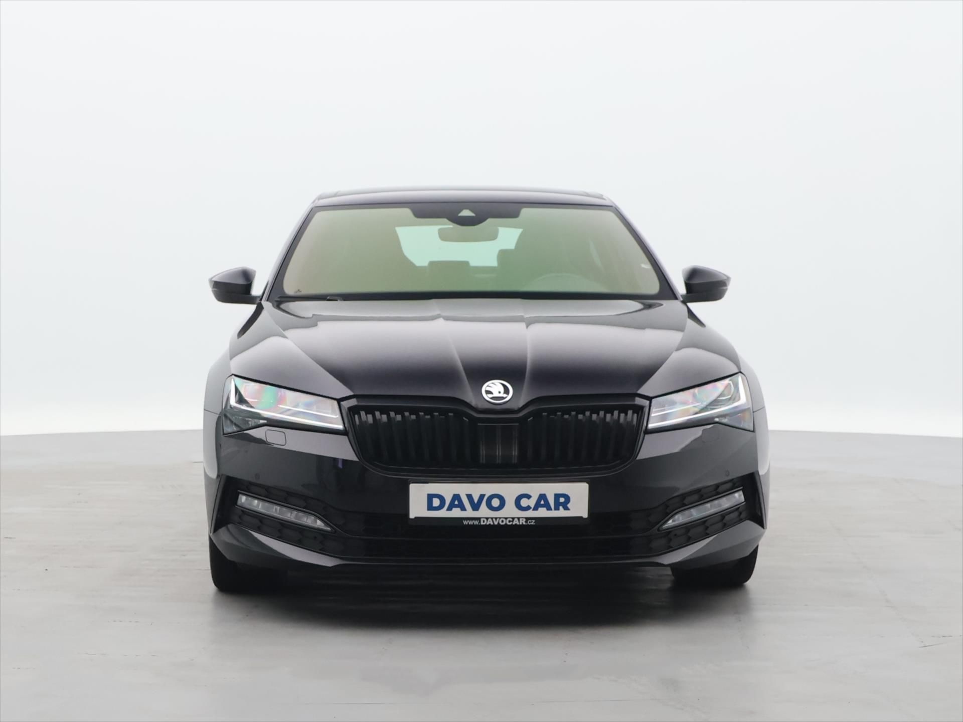 Škoda Superb, 2,0 TDI 110kW SportLine DSG CZ - fotka 2