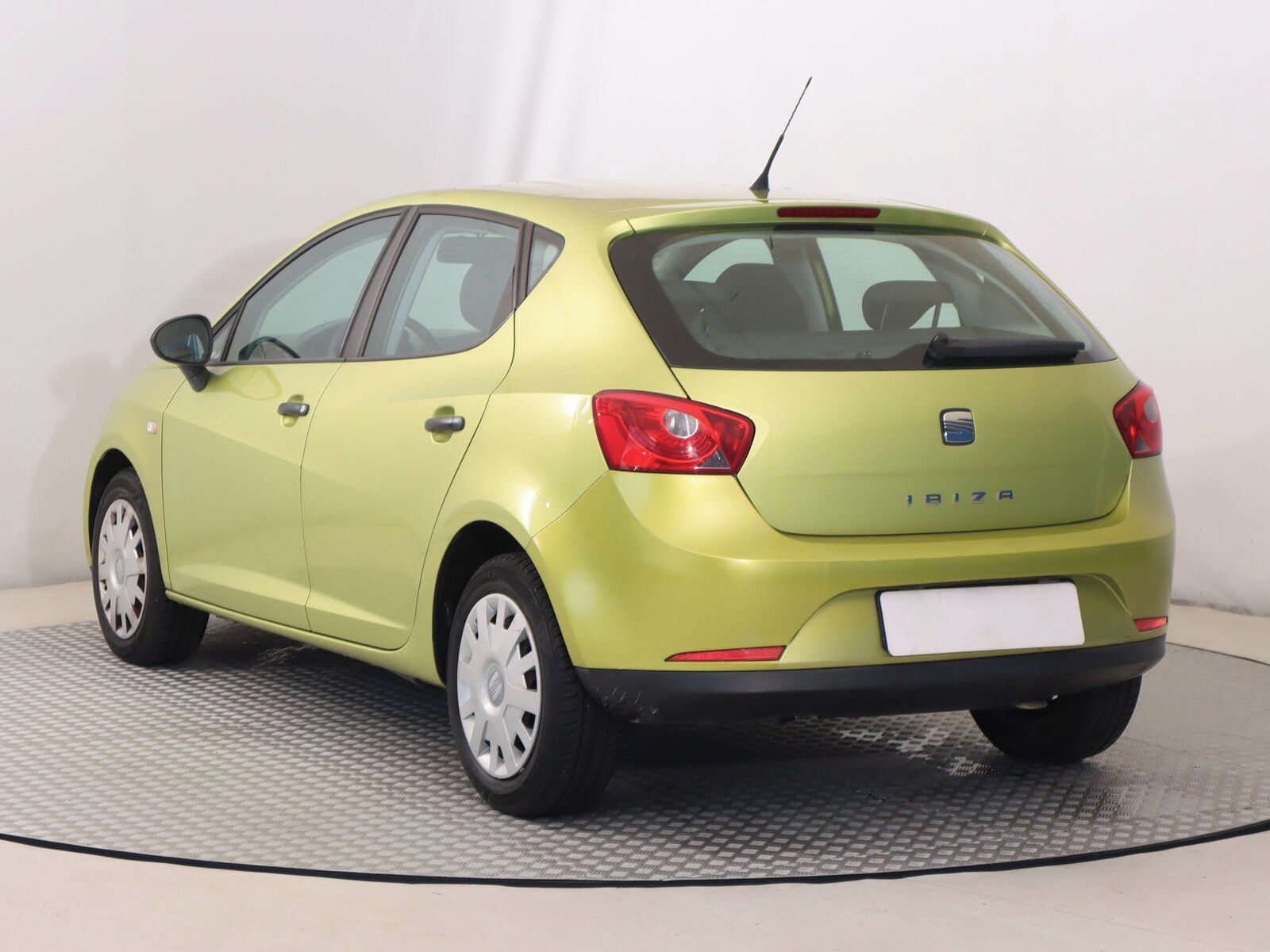 Seat Ibiza, 1.4 16V, za skvělou cenu - fotka 4