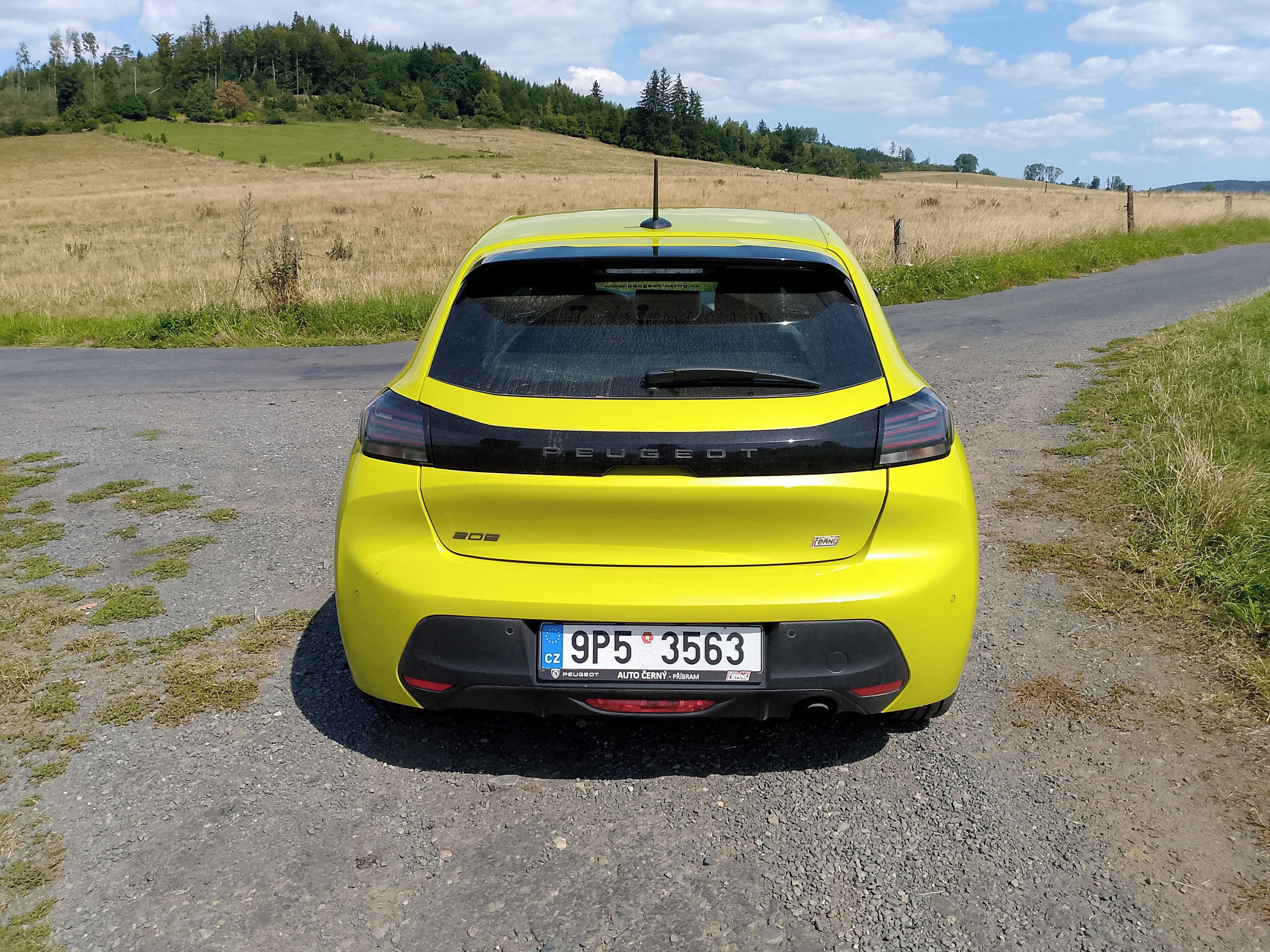 Peugeot 208 - fotka 4