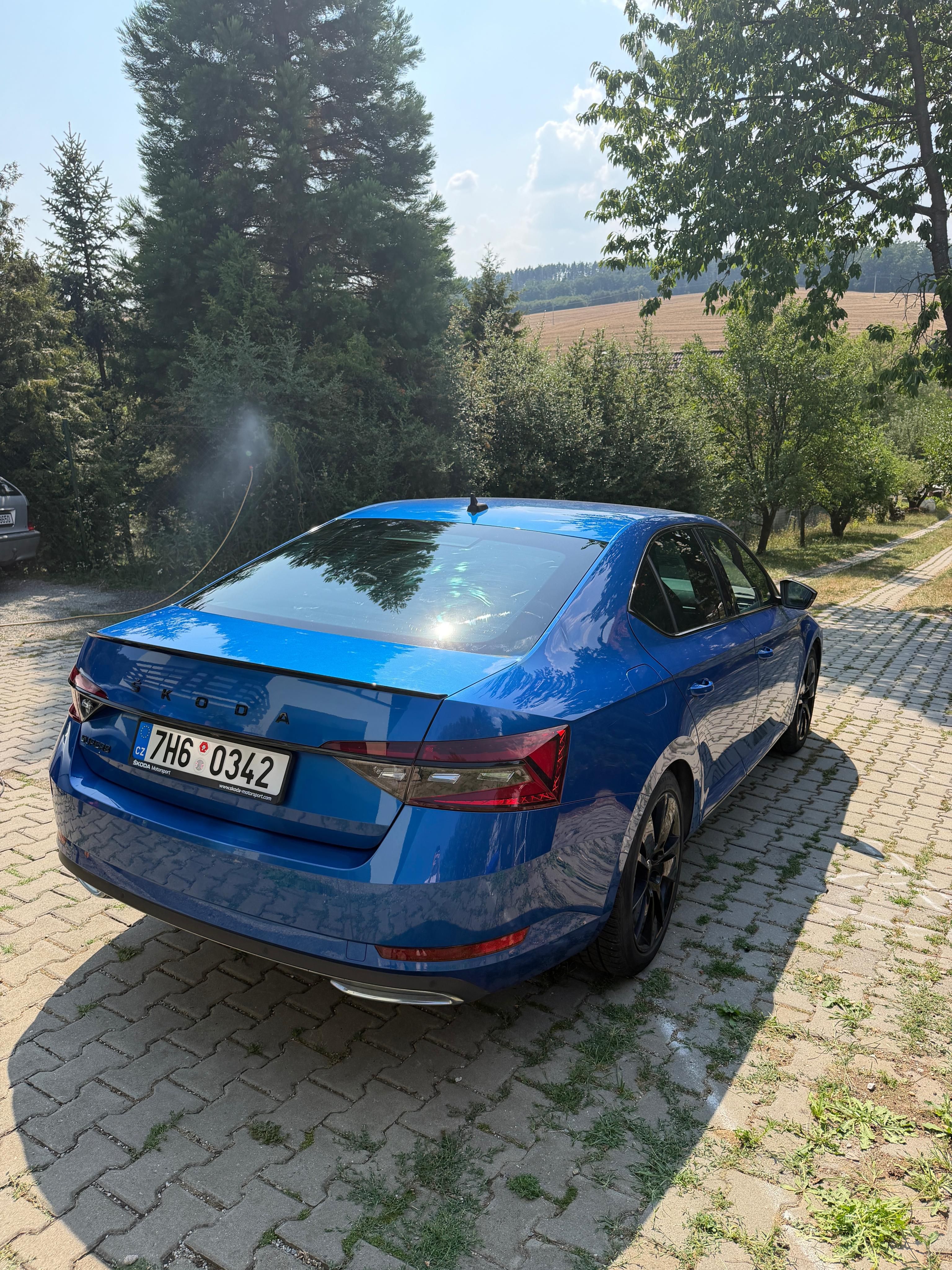 Škoda Superb, 1.5 TSI Sportline - fotka 3