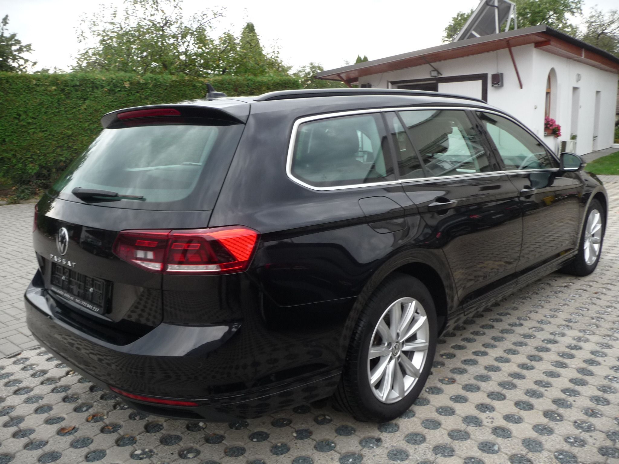 Volkswagen Passat, 1.5 TSi 110kw Business DSG 1.m - fotka 4