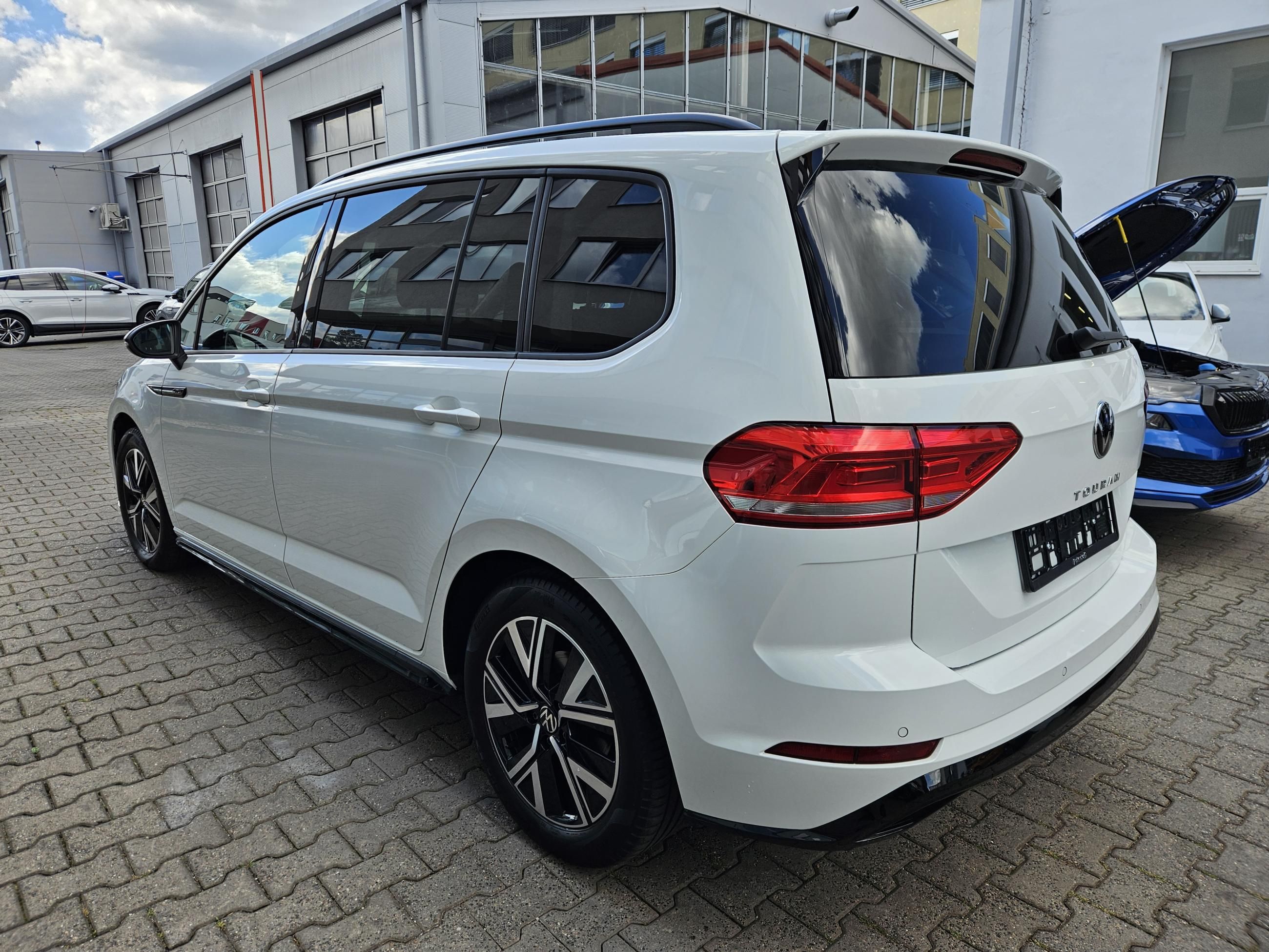 Volkswagen Touran, 1.5 TSI 110kW DSG R-Line - fotka 4