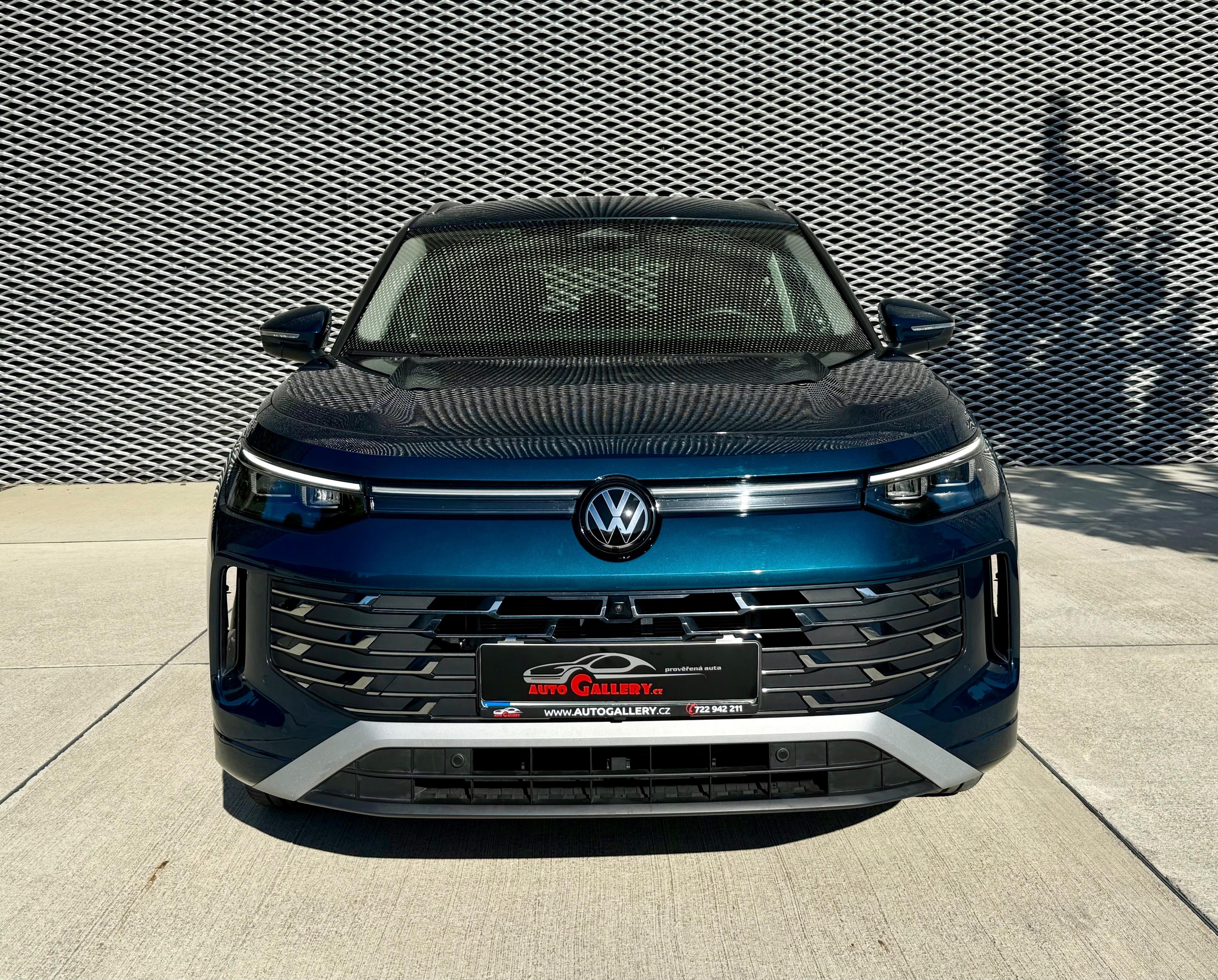 Volkswagen Tayron, Elegance 1.5 TSI Hybrid 200 kW - fotka 4