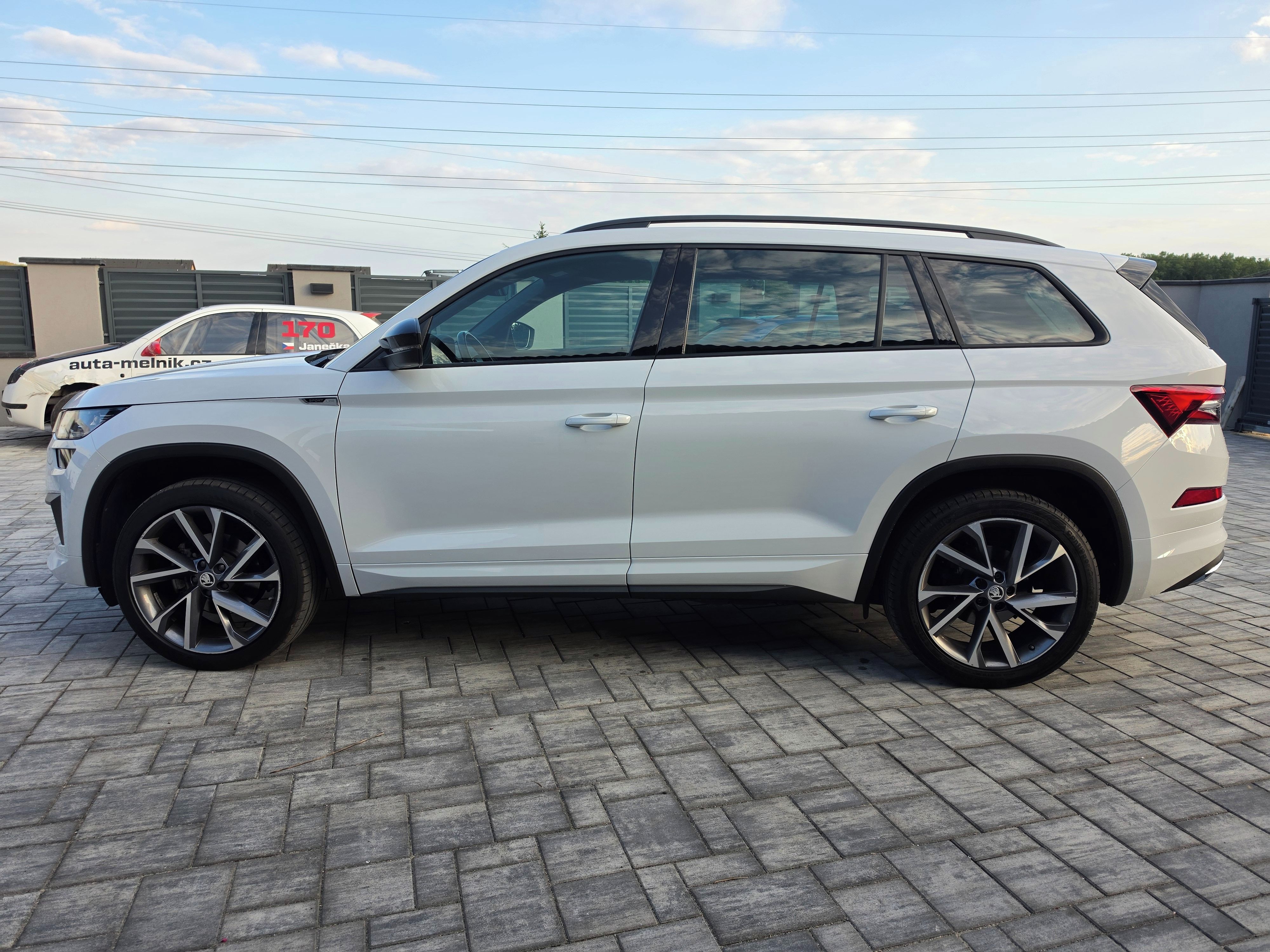 Škoda Kodiaq, 1.5 TSi 110kw SPORTLINE ZÁRUKA - fotka 4