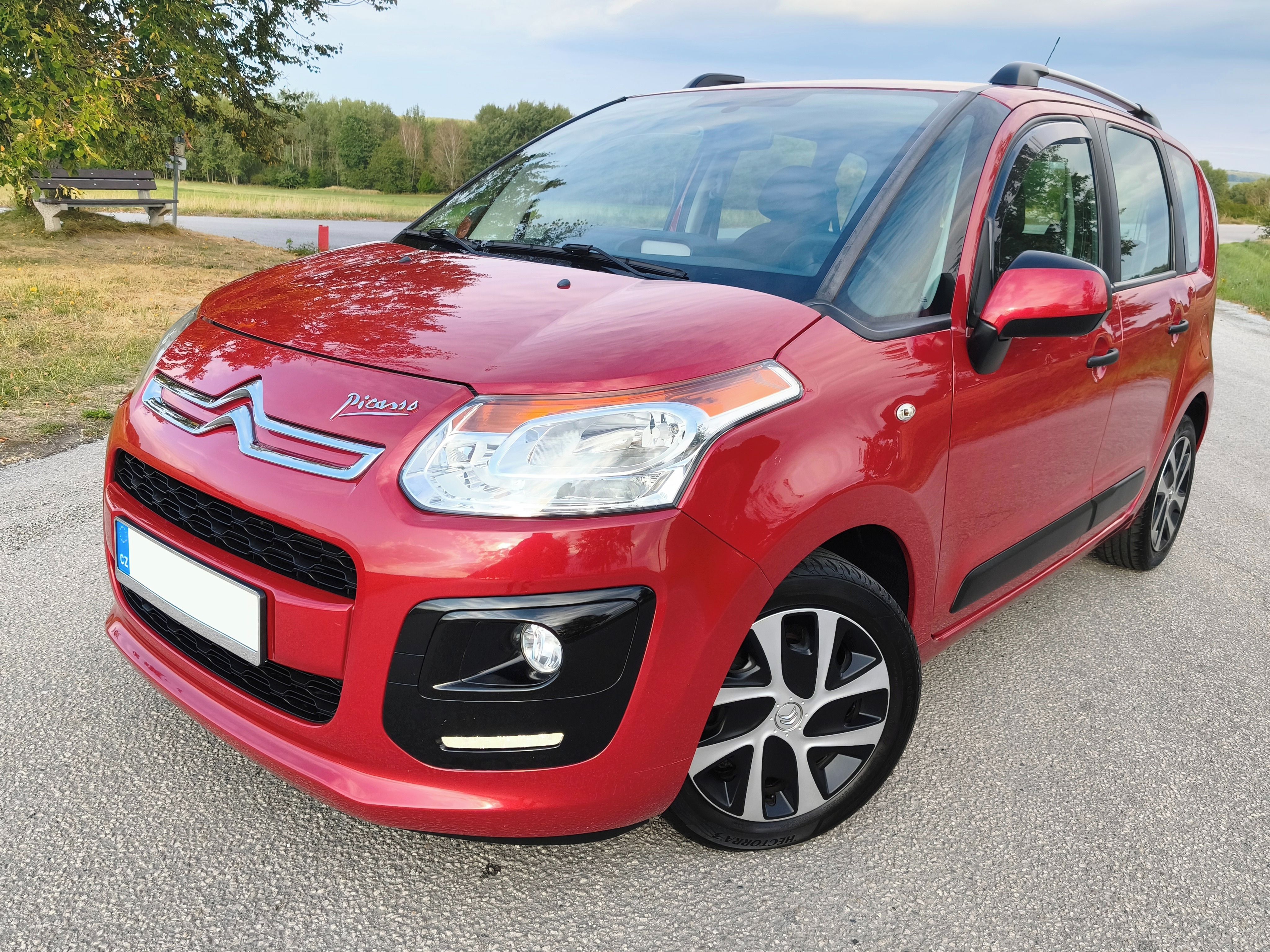 Citroën C3 Picasso, 1.4 VTi - 1.MAJITEL, PŮVOD ČR - fotka 2
