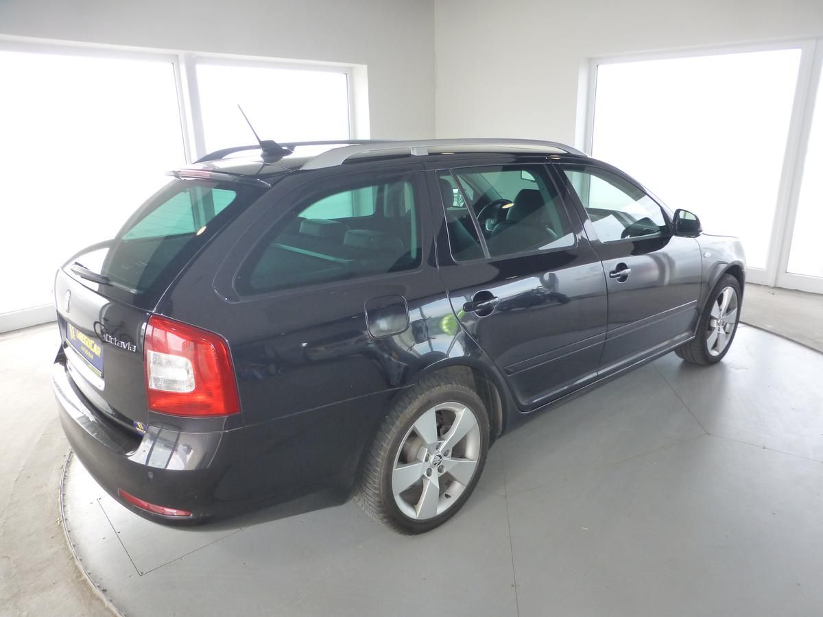 Škoda Octavia, 2,0TDI*VYHŘ.SED**4X4**NAV**L&K - fotka 5